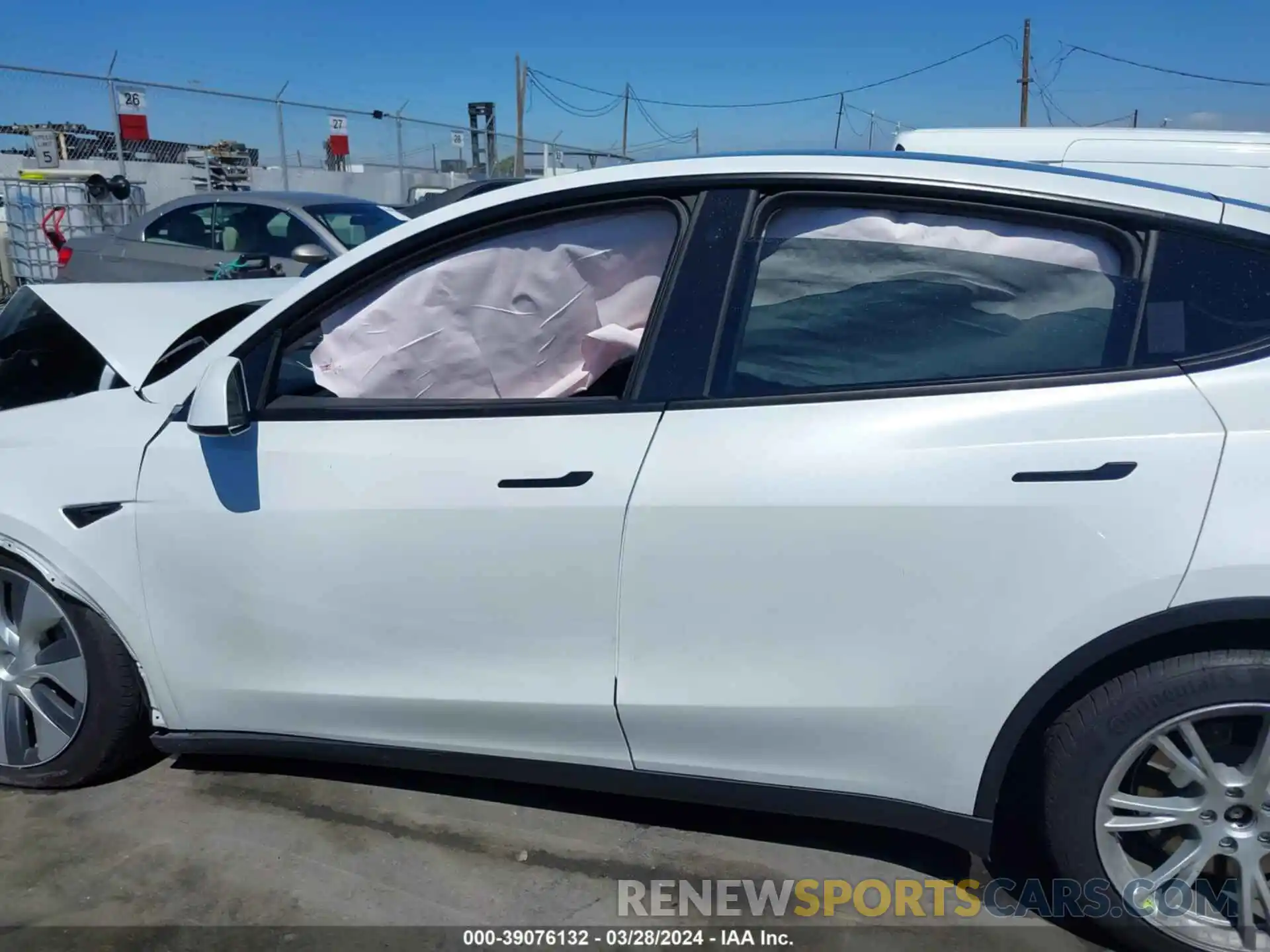 14 Photograph of a damaged car 7SAYGDEE2PA037749 TESLA MODEL Y 2023