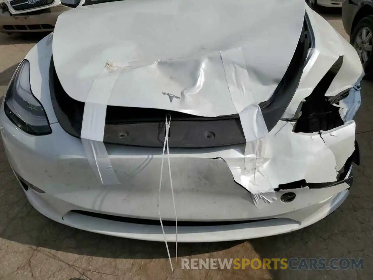 11 Photograph of a damaged car 7SAYGDEE2PA119609 TESLA MODEL Y 2023