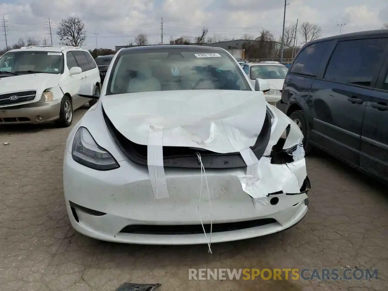 5 Photograph of a damaged car 7SAYGDEE2PA119609 TESLA MODEL Y 2023