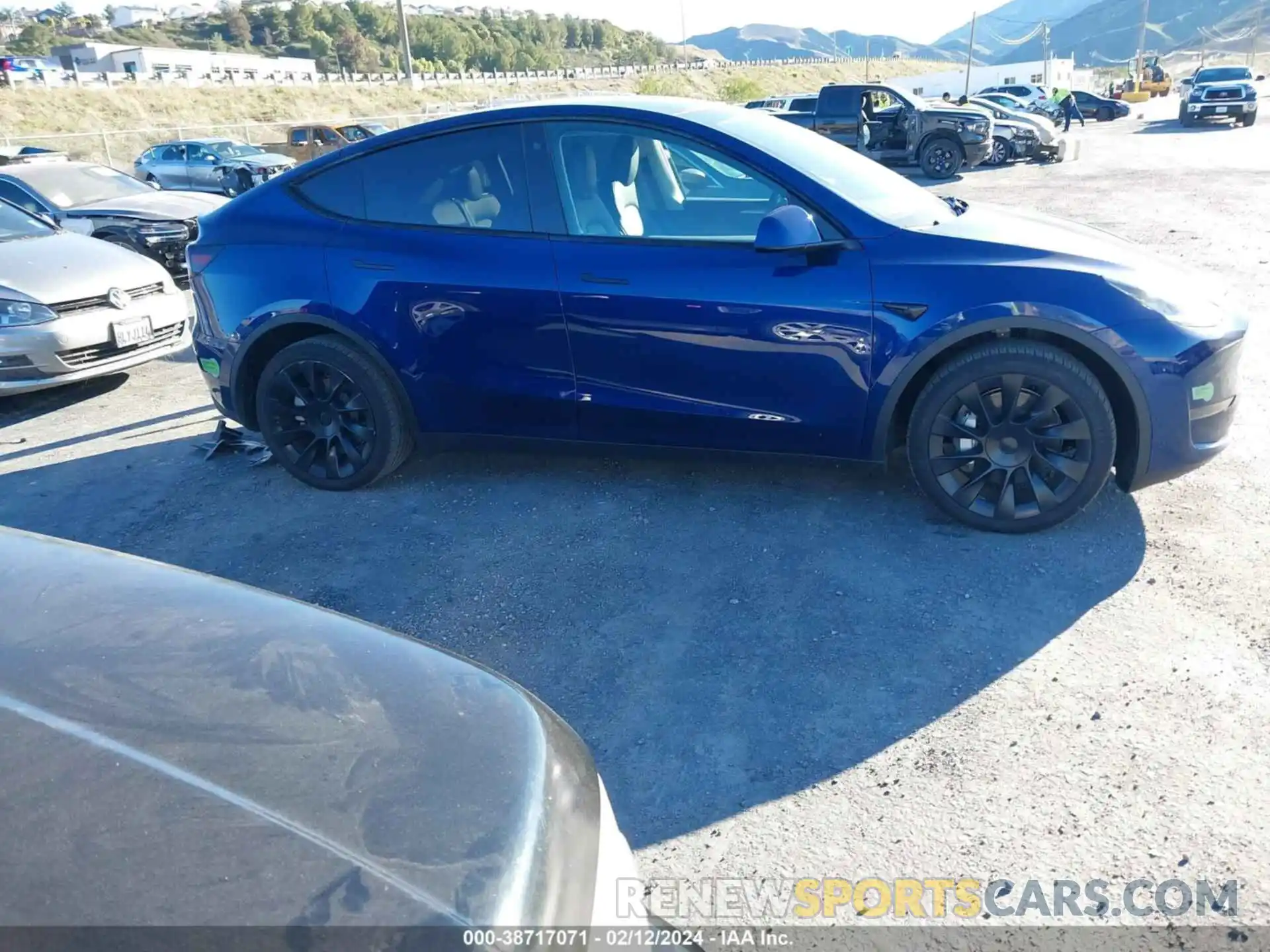 13 Фотография поврежденного автомобиля 7SAYGDEE2PA126172 TESLA MODEL Y 2023