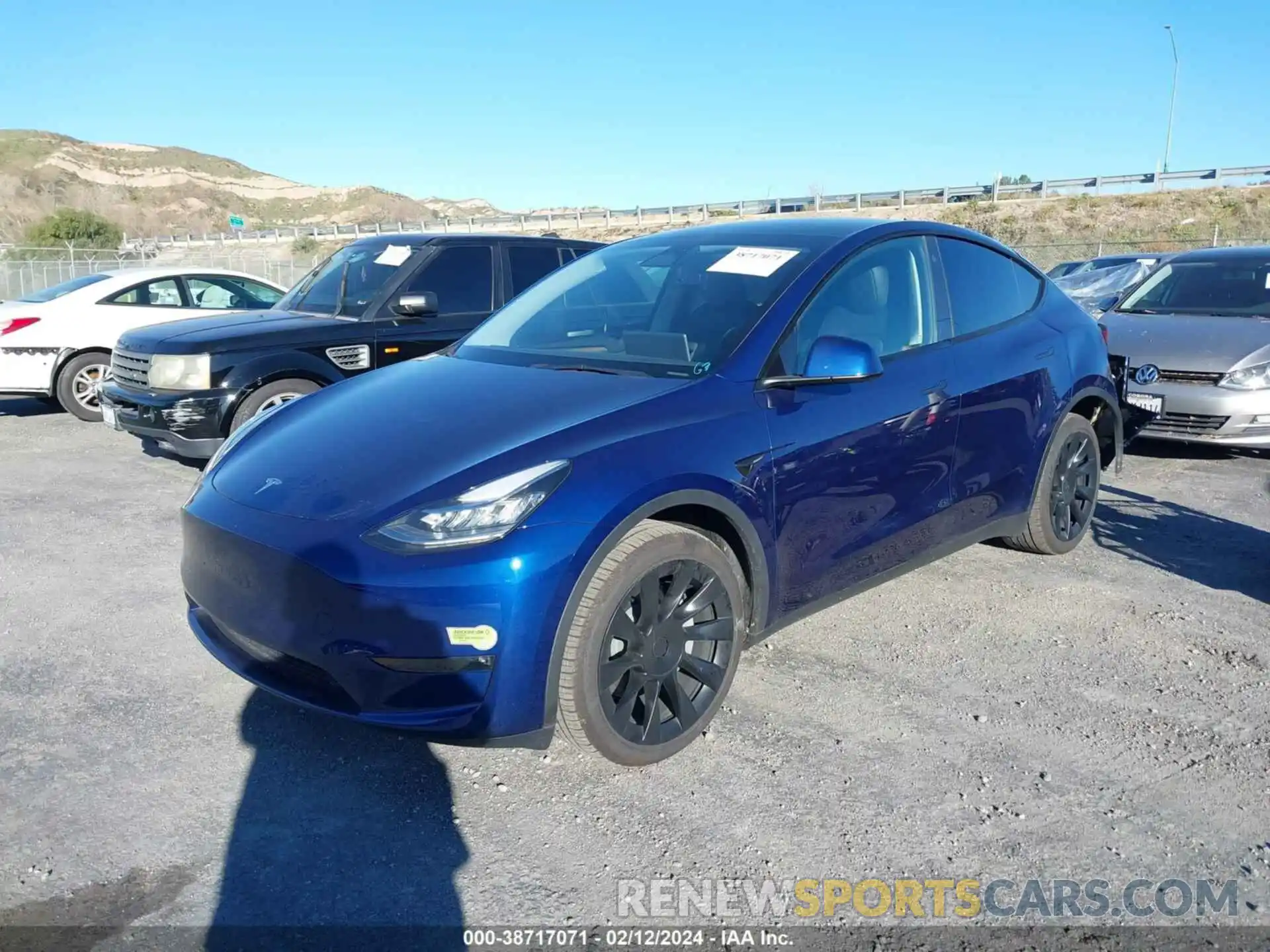 2 Фотография поврежденного автомобиля 7SAYGDEE2PA126172 TESLA MODEL Y 2023