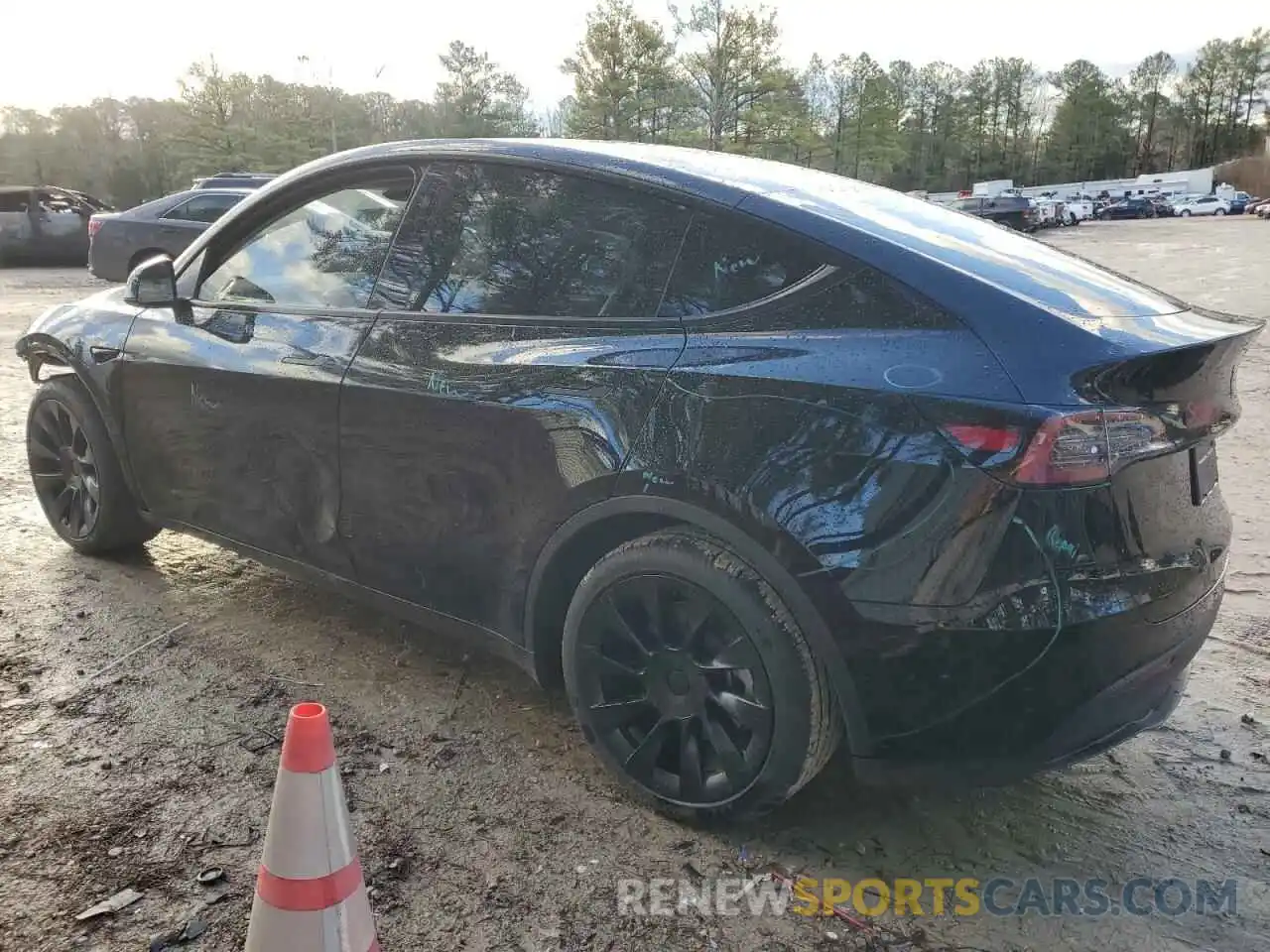 2 Фотография поврежденного автомобиля 7SAYGDEE2PA155056 TESLA MODEL Y 2023