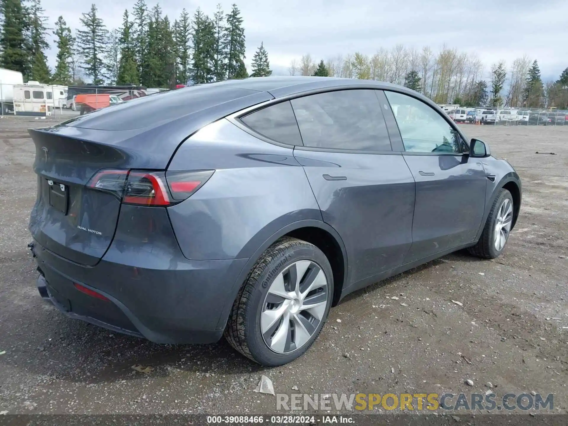 4 Photograph of a damaged car 7SAYGDEE2PF980484 TESLA MODEL Y 2023