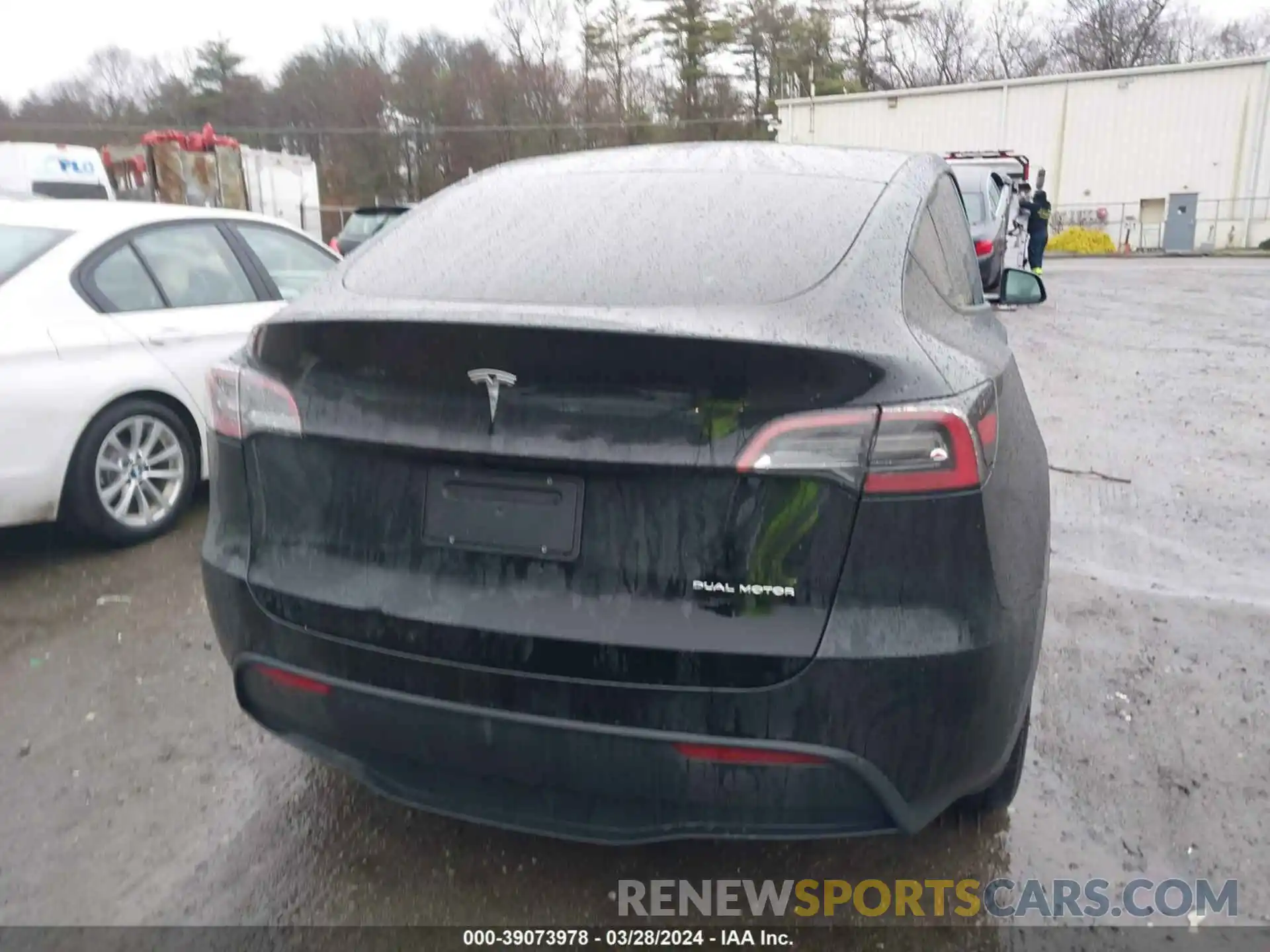 16 Photograph of a damaged car 7SAYGDEE3PA191287 TESLA MODEL Y 2023