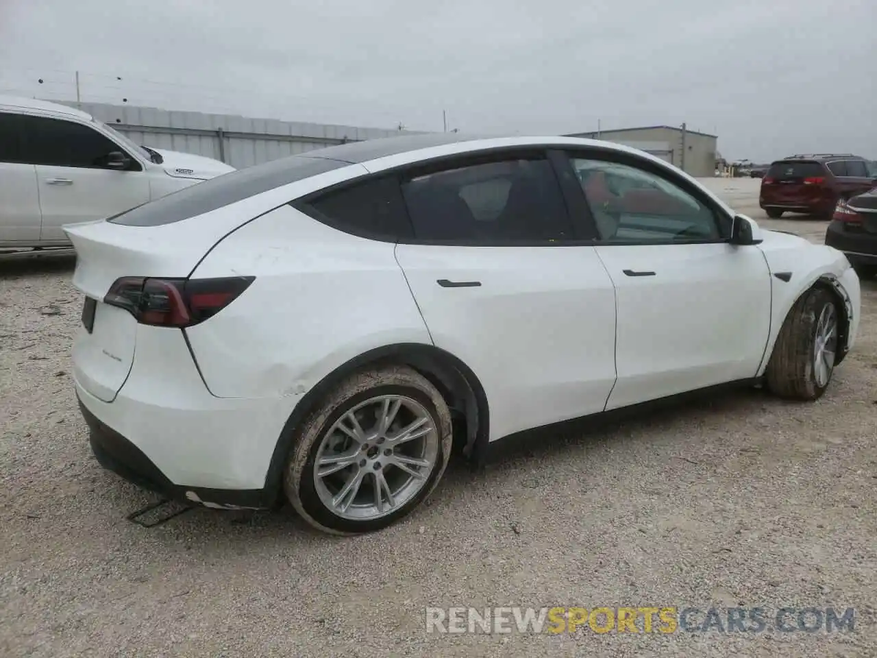 3 Photograph of a damaged car 7SAYGDEE3PF792945 TESLA MODEL Y 2023