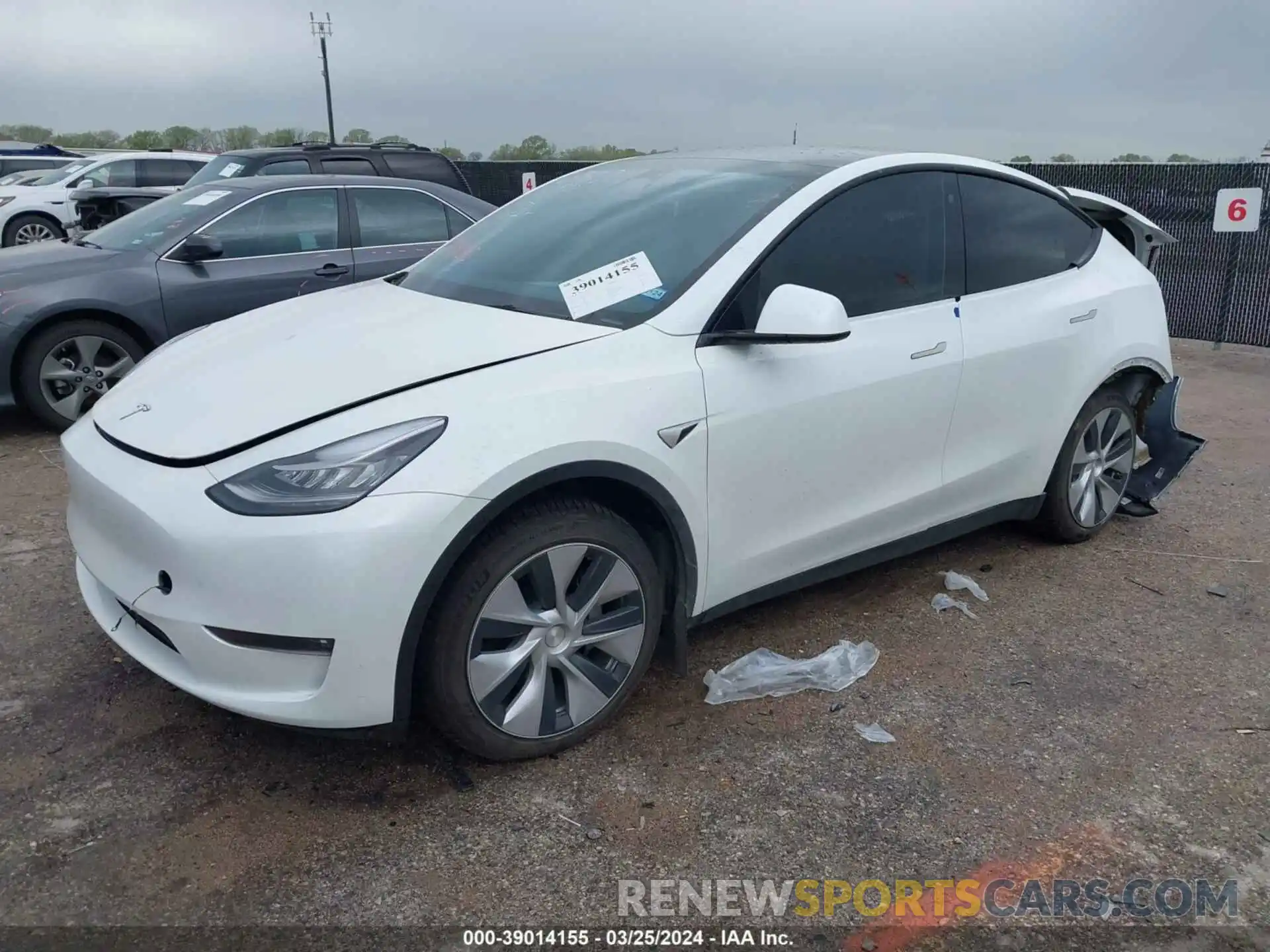 2 Фотография поврежденного автомобиля 7SAYGDEE4PF610234 TESLA MODEL Y 2023