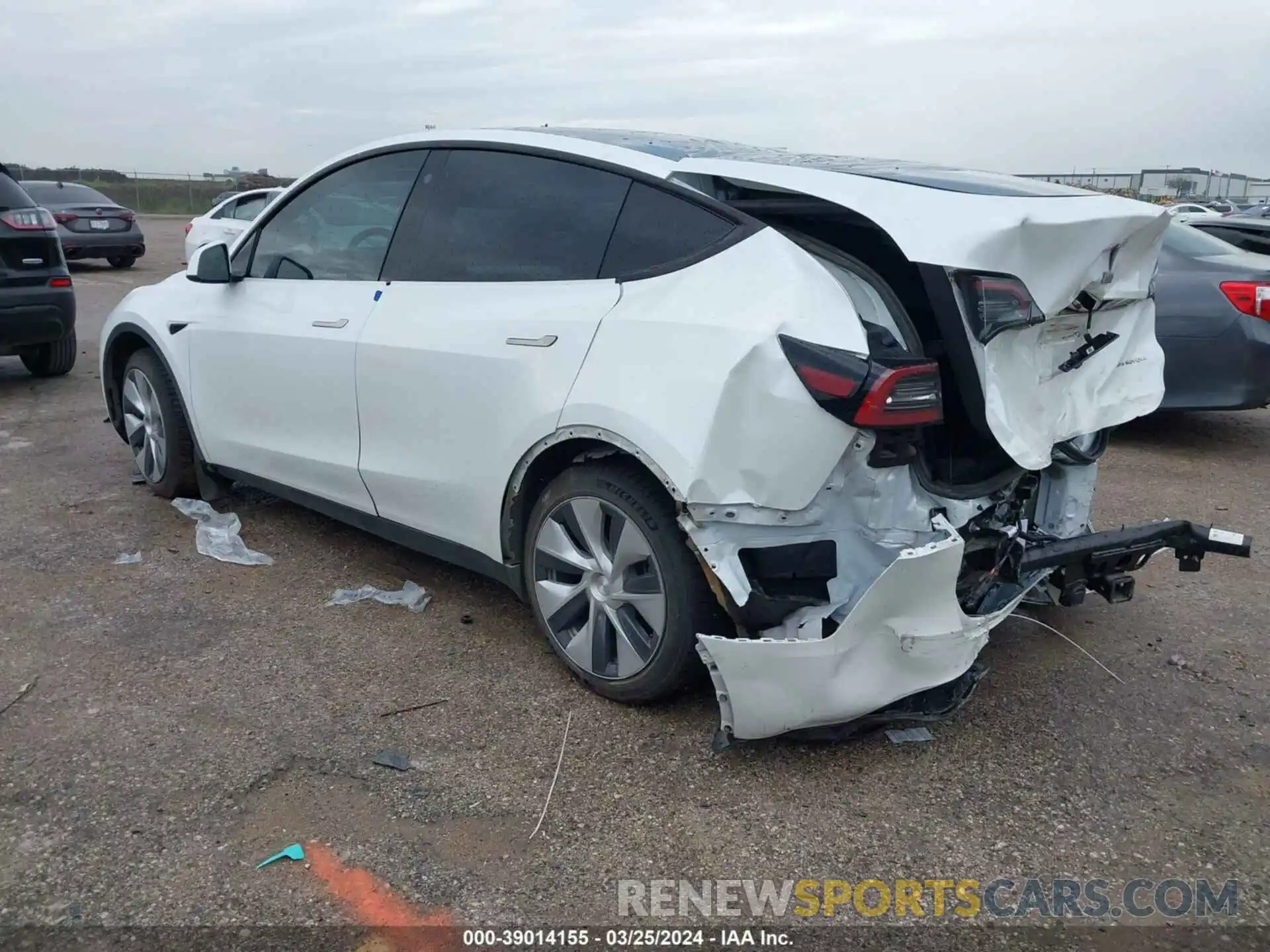 3 Photograph of a damaged car 7SAYGDEE4PF610234 TESLA MODEL Y 2023