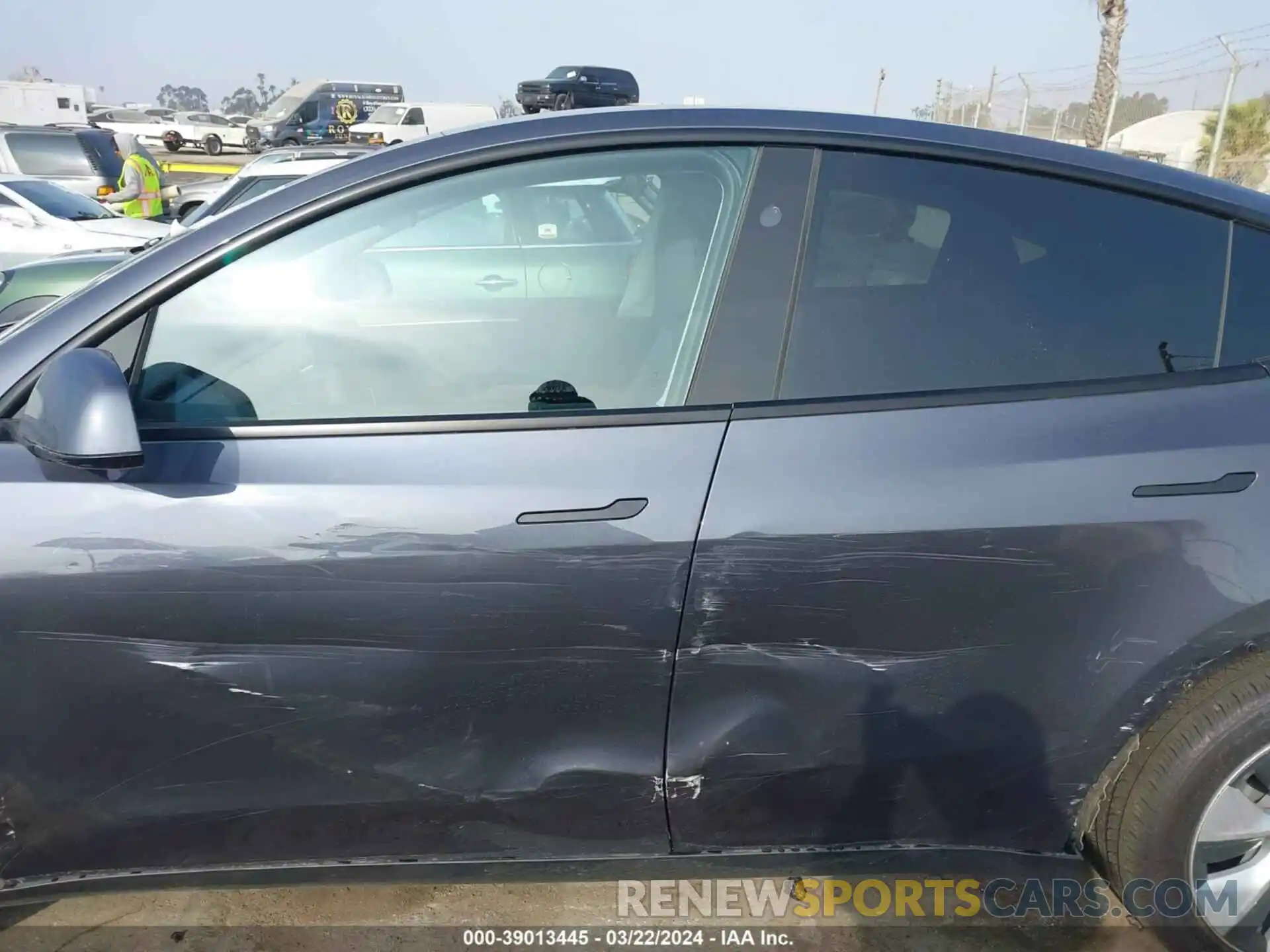 14 Photograph of a damaged car 7SAYGDEE4PF846138 TESLA MODEL Y 2023