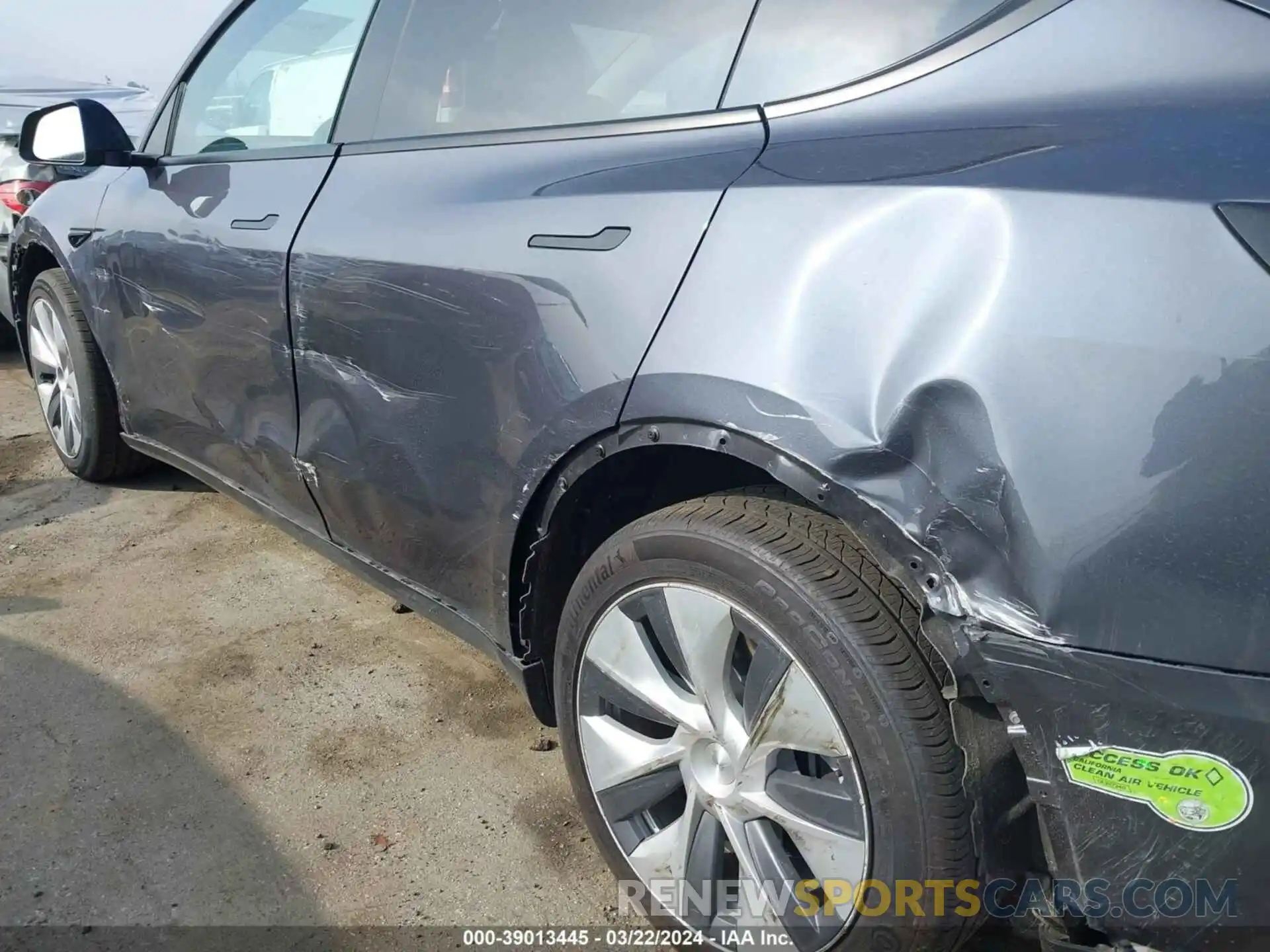 6 Photograph of a damaged car 7SAYGDEE4PF846138 TESLA MODEL Y 2023