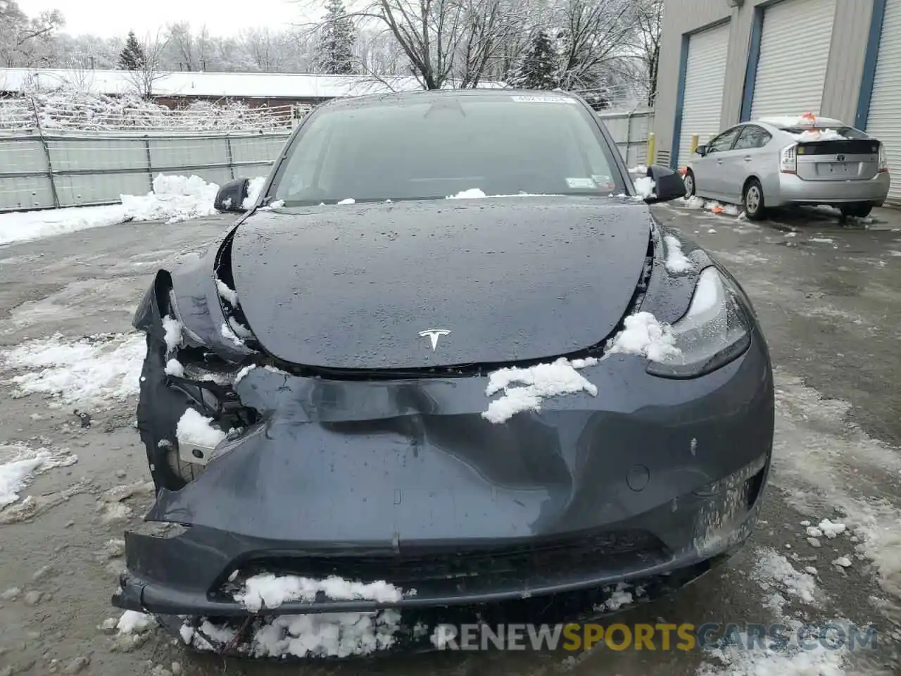 5 Photograph of a damaged car 7SAYGDEE5PF647468 TESLA MODEL Y 2023