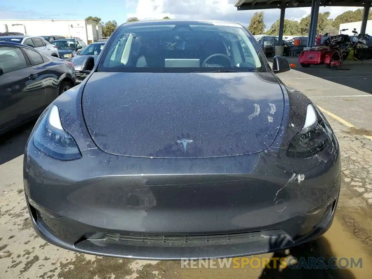 5 Photograph of a damaged car 7SAYGDEE5PF905505 TESLA MODEL Y 2023