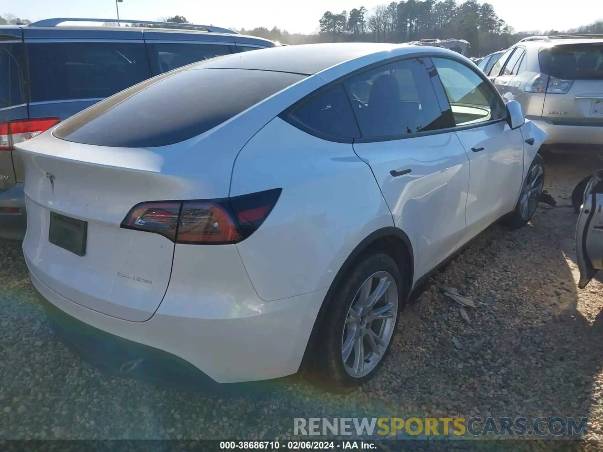 4 Photograph of a damaged car 7SAYGDEE6PA063822 TESLA MODEL Y 2023