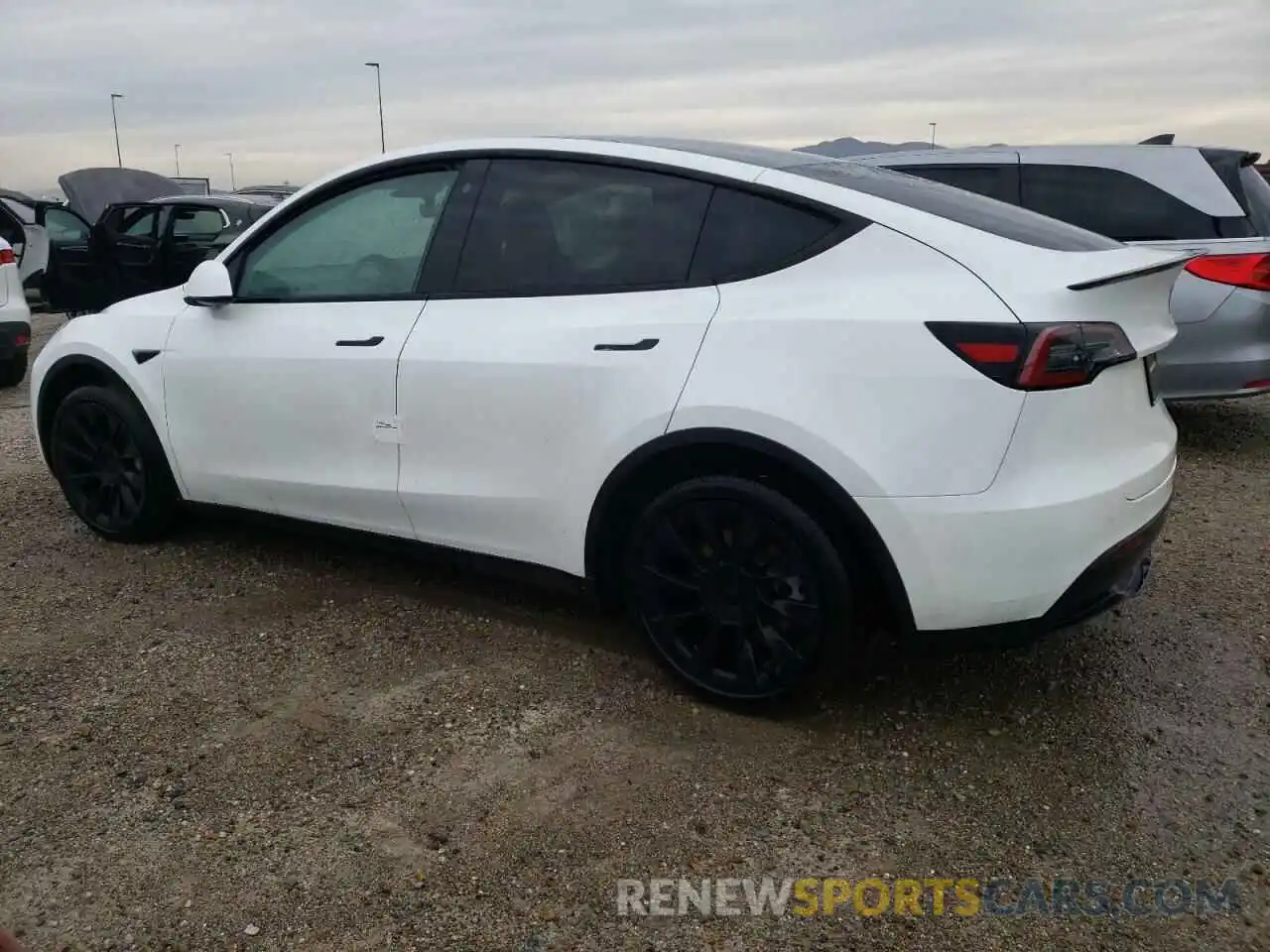 2 Фотография поврежденного автомобиля 7SAYGDEE6PA094021 TESLA MODEL Y 2023