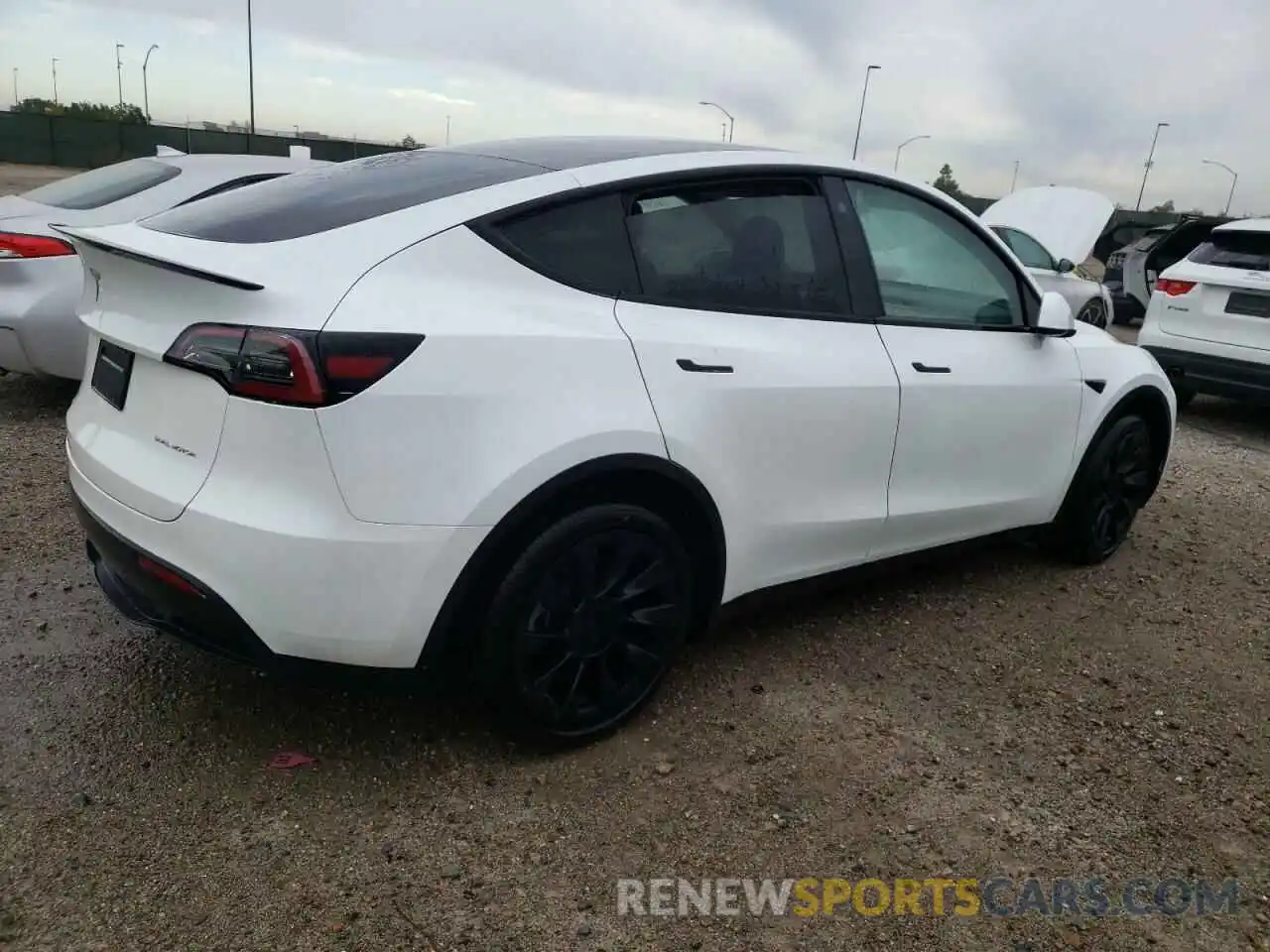 3 Photograph of a damaged car 7SAYGDEE6PA094021 TESLA MODEL Y 2023