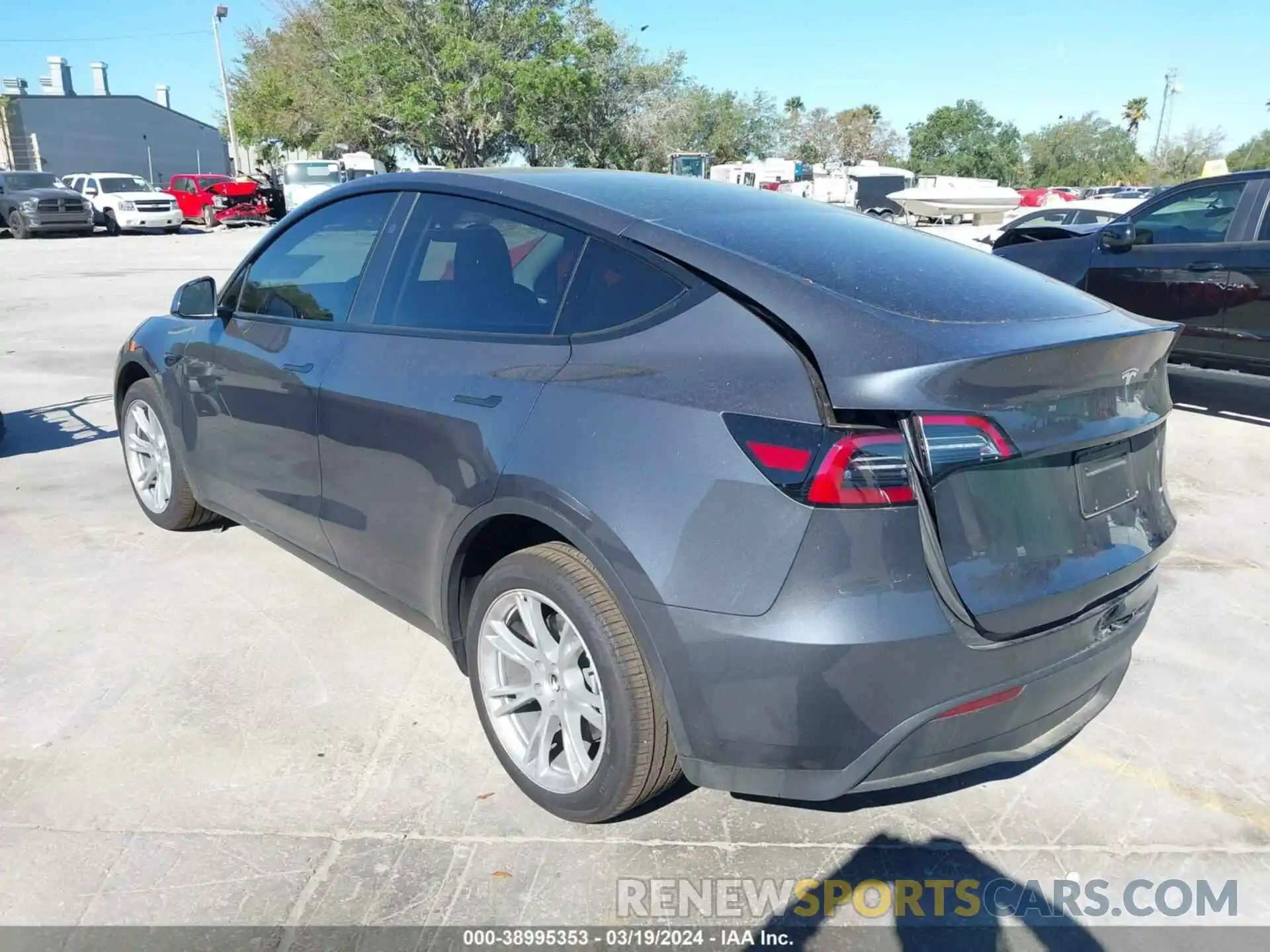 3 Photograph of a damaged car 7SAYGDEE6PA172586 TESLA MODEL Y 2023