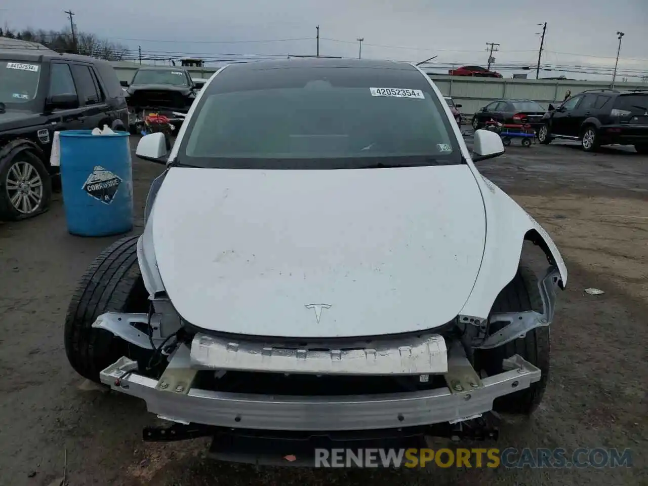 5 Photograph of a damaged car 7SAYGDEE6PF637161 TESLA MODEL Y 2023