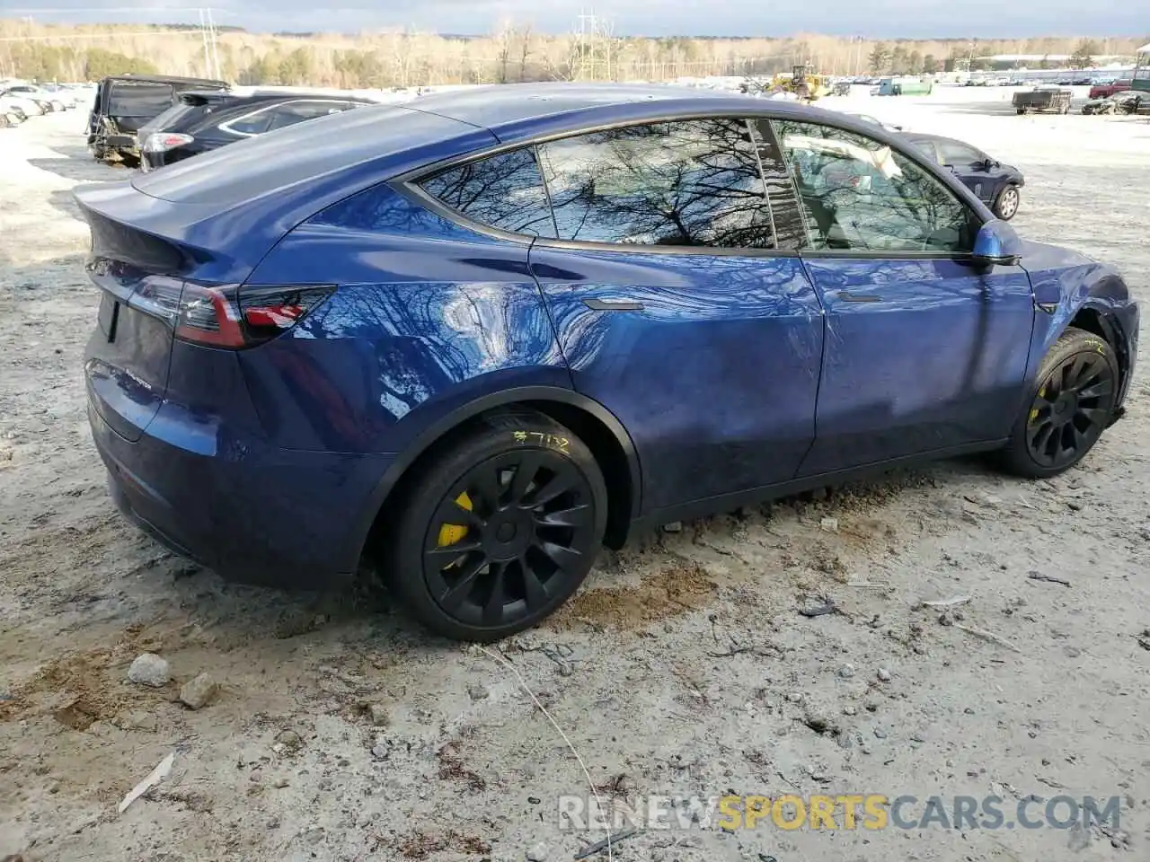 3 Photograph of a damaged car 7SAYGDEE7PF762900 TESLA MODEL Y 2023