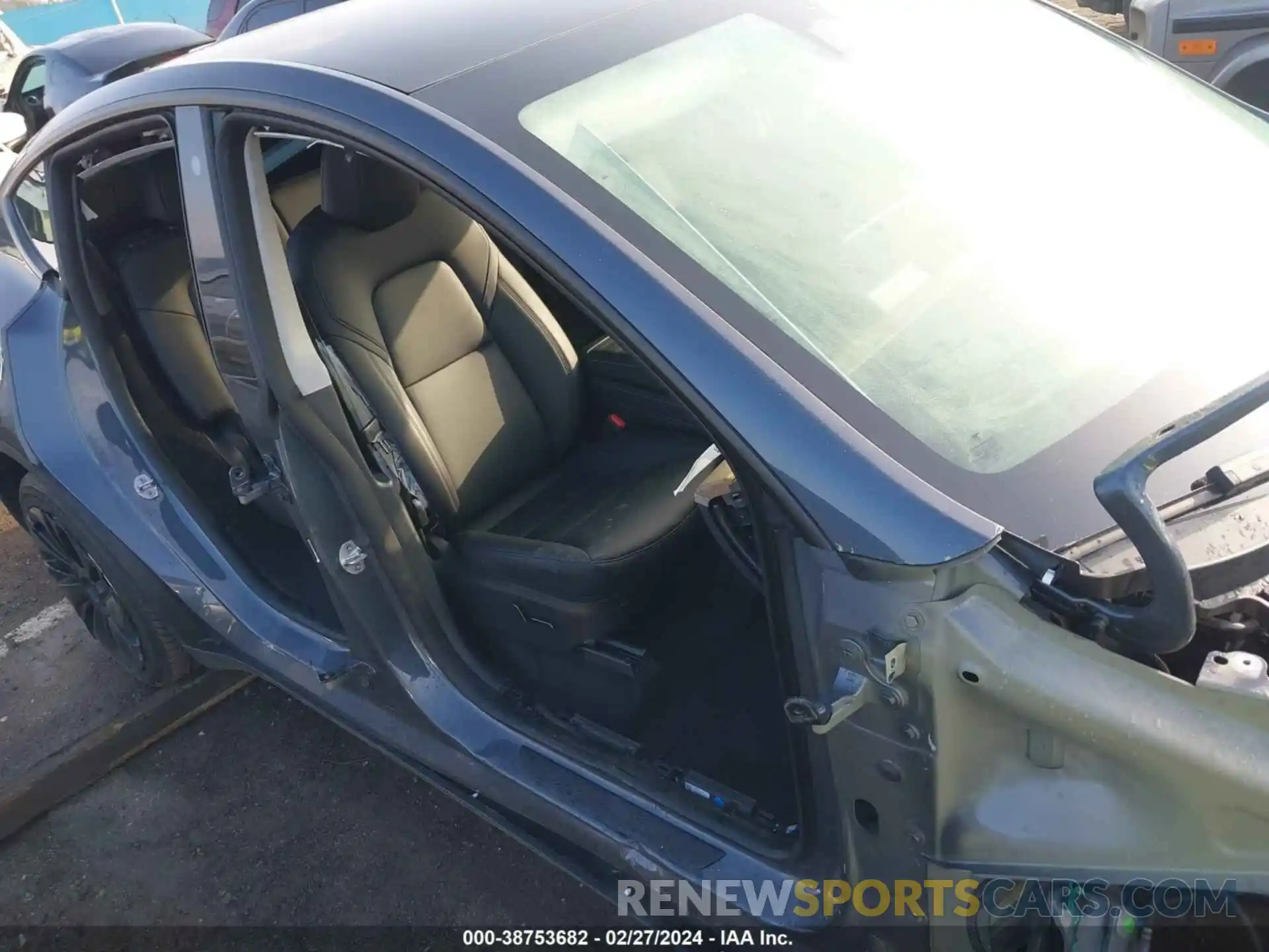 22 Photograph of a damaged car 7SAYGDEE8PA036671 TESLA MODEL Y 2023