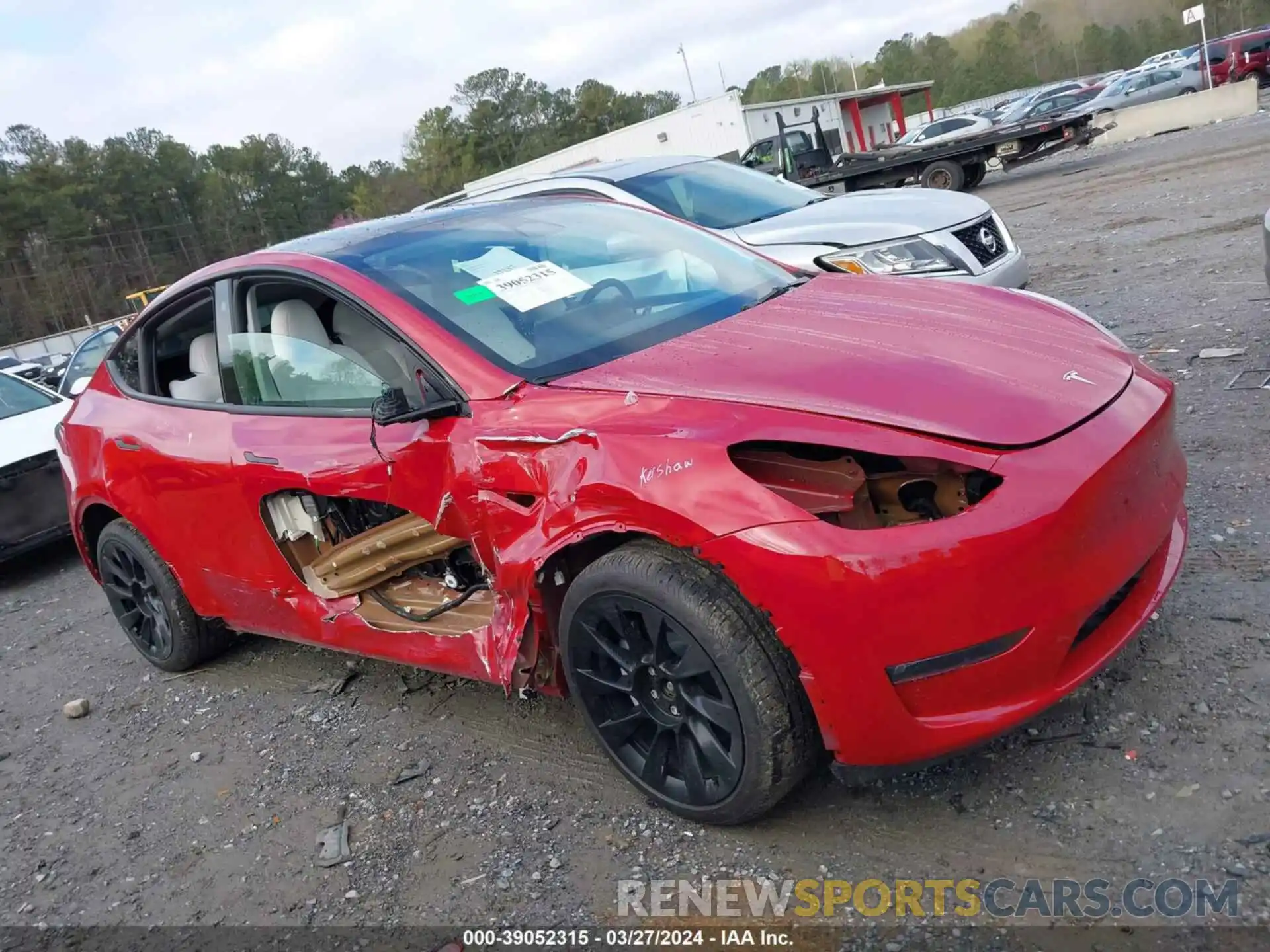 13 Photograph of a damaged car 7SAYGDEE8PF612391 TESLA MODEL Y 2023