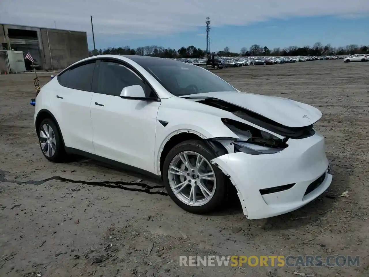 4 Photograph of a damaged car 7SAYGDEE9PF617860 TESLA MODEL Y 2023