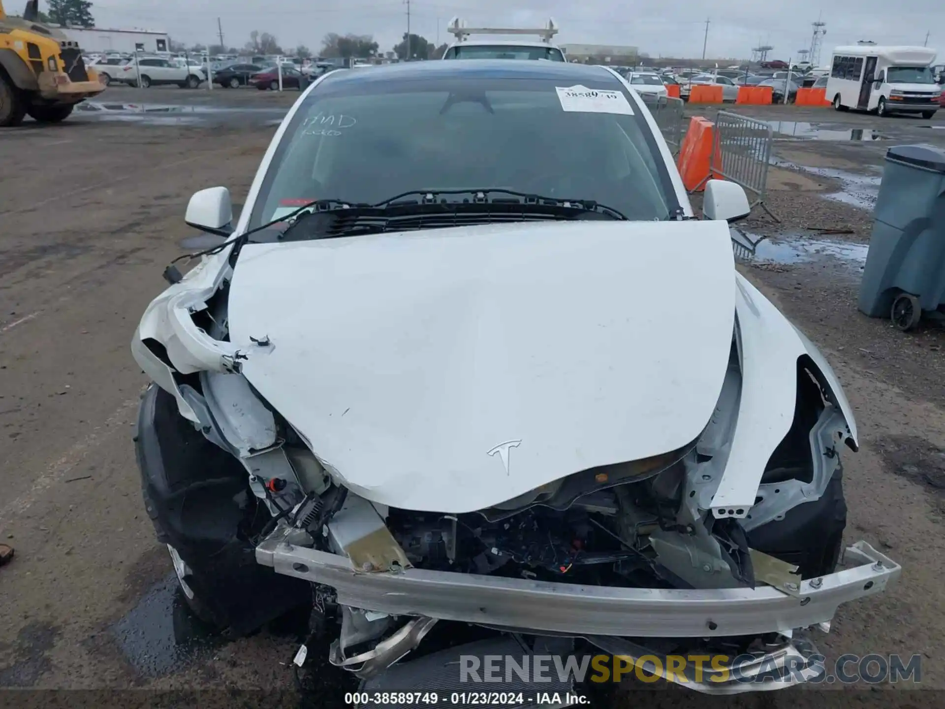 13 Photograph of a damaged car 7SAYGDEE9PF813085 TESLA MODEL Y 2023