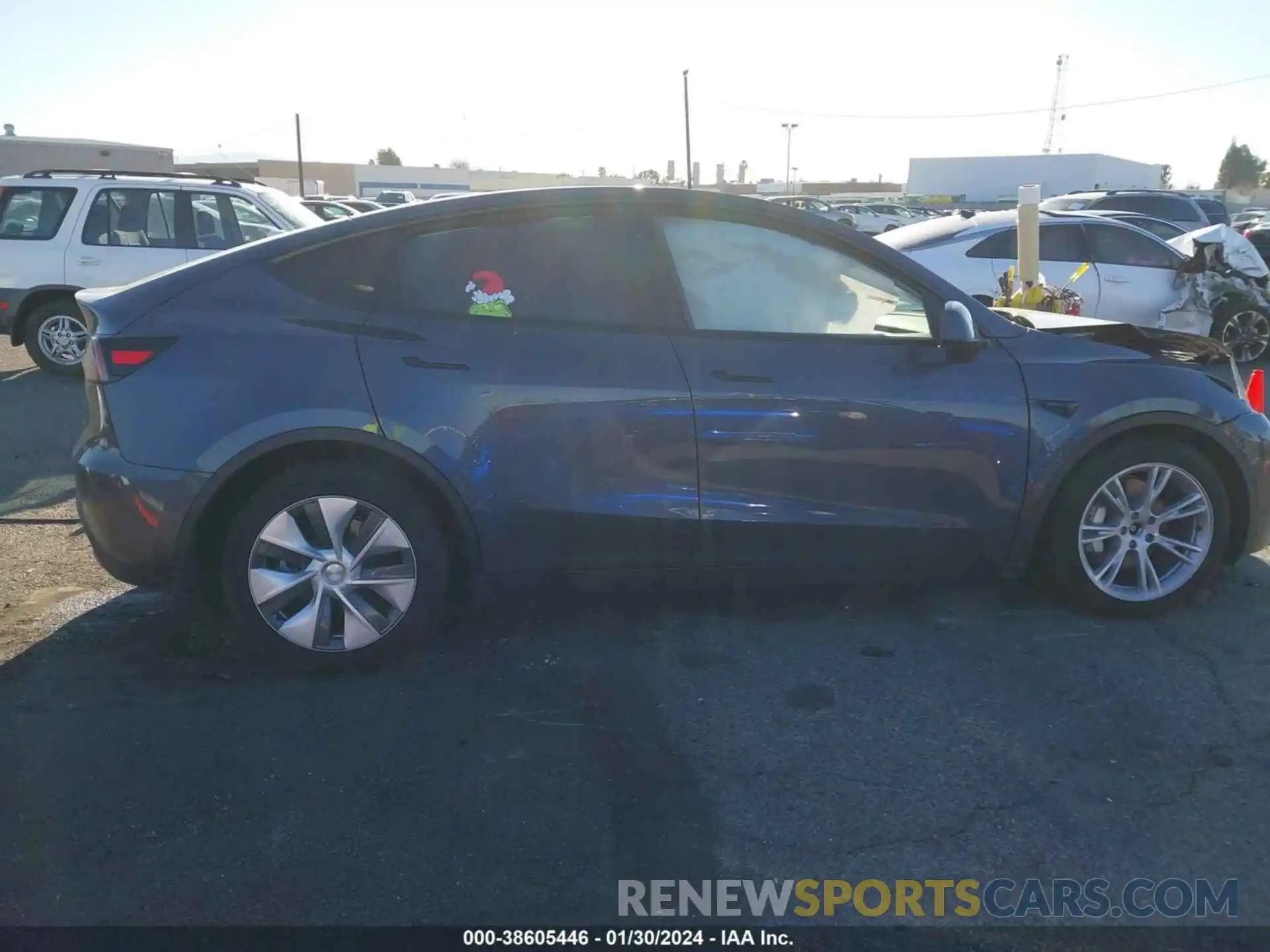 13 Photograph of a damaged car 7SAYGDEE9PF929533 TESLA MODEL Y 2023