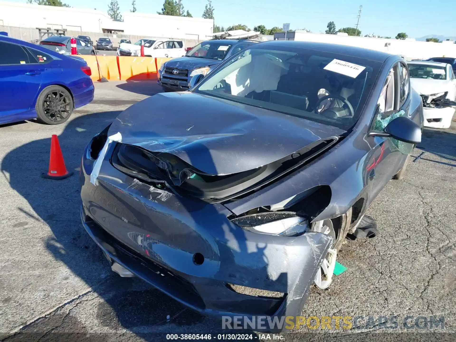 2 Photograph of a damaged car 7SAYGDEE9PF929533 TESLA MODEL Y 2023