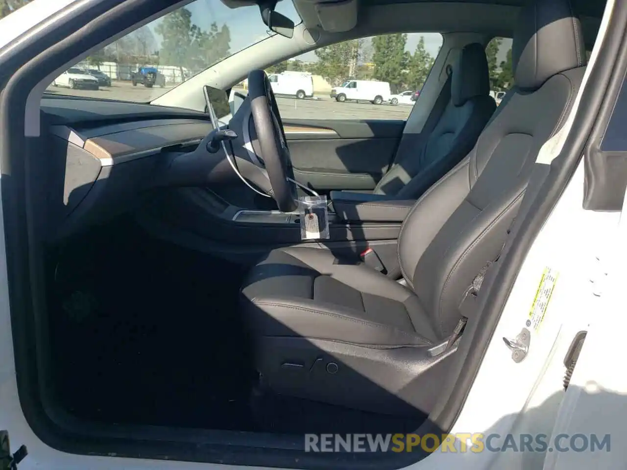 7 Photograph of a damaged car 7SAYGDEEXPA031116 TESLA MODEL Y 2023