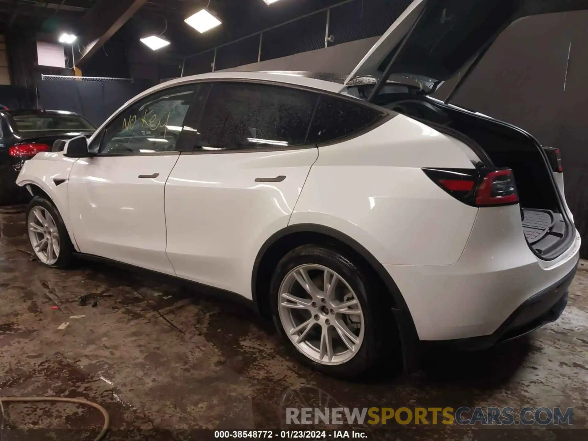 3 Photograph of a damaged car 7SAYGDEEXPA101374 TESLA MODEL Y 2023