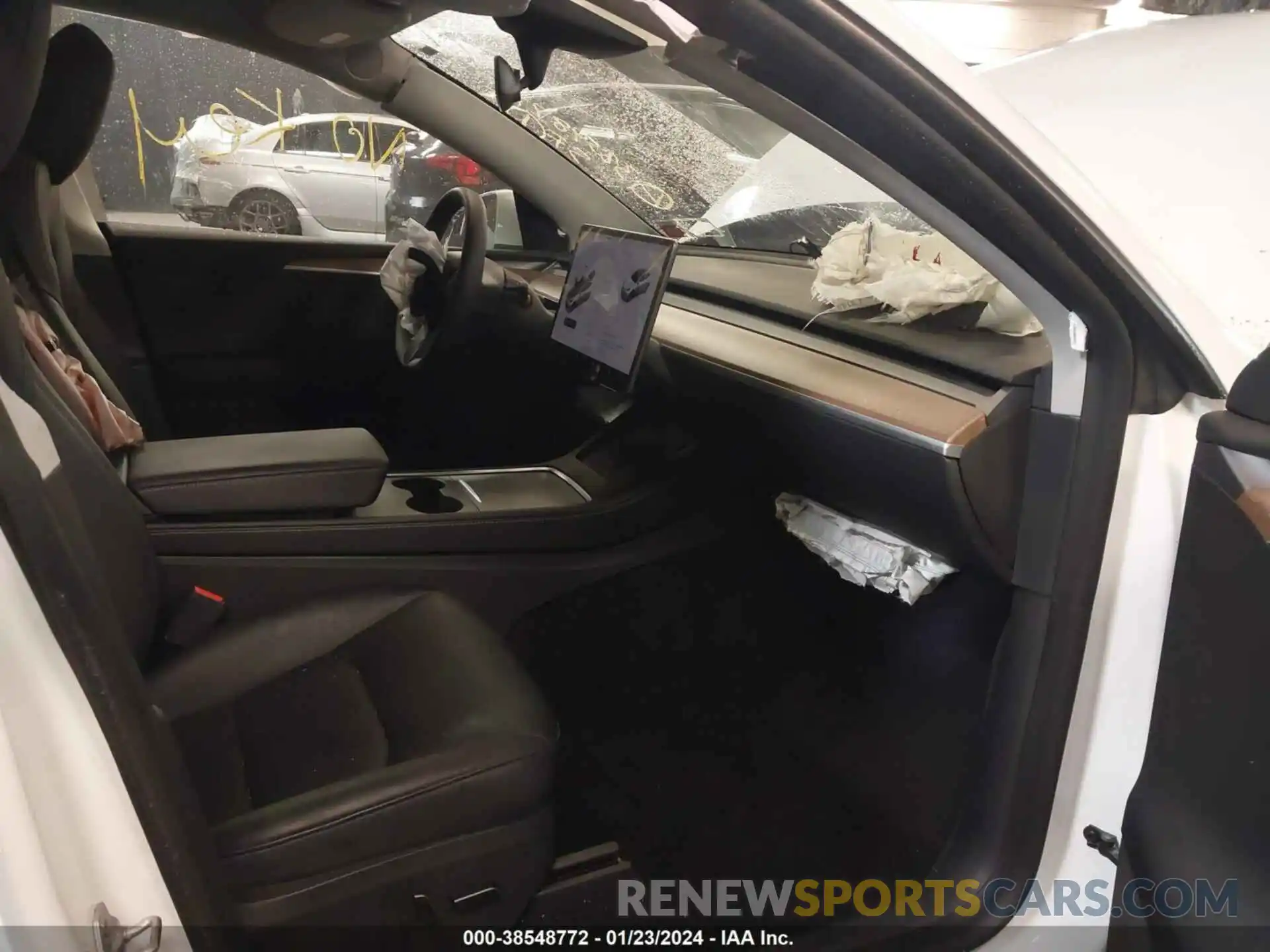 5 Photograph of a damaged car 7SAYGDEEXPA101374 TESLA MODEL Y 2023