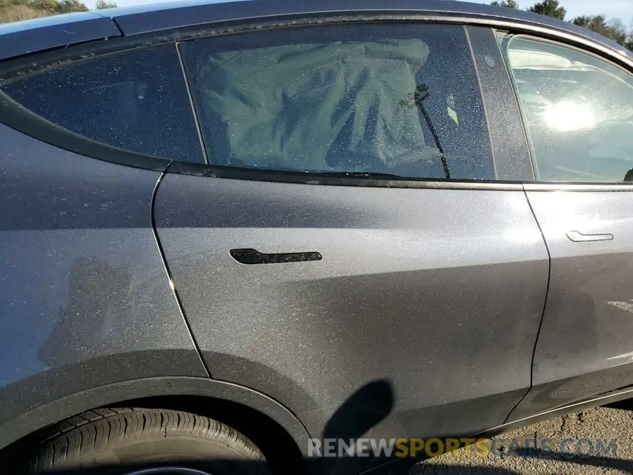 10 Photograph of a damaged car 7SAYGDEEXPA117977 TESLA MODEL Y 2023