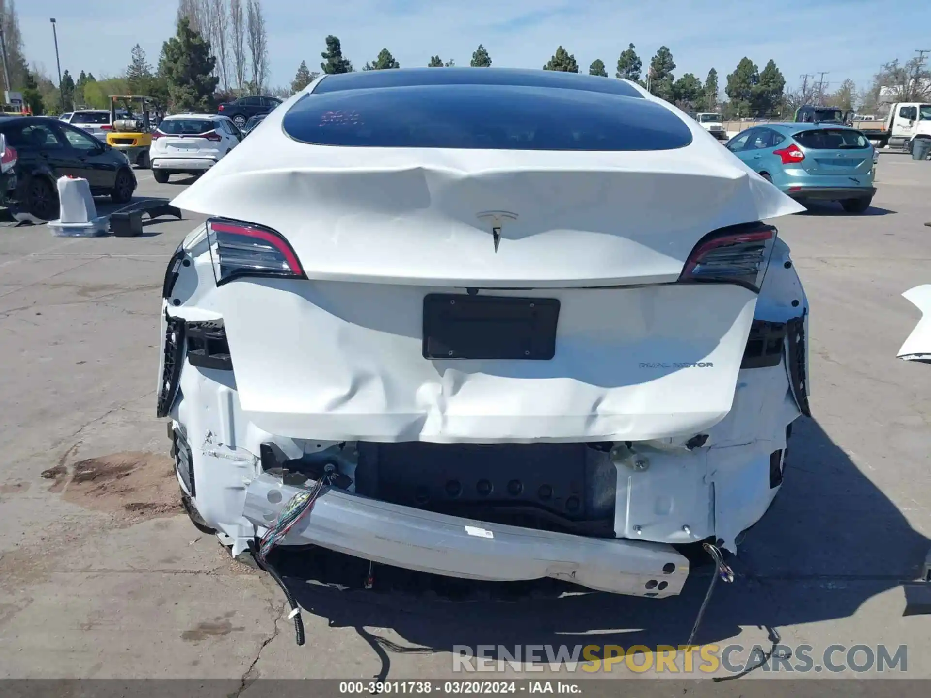 17 Photograph of a damaged car 7SAYGDEEXPF683379 TESLA MODEL Y 2023