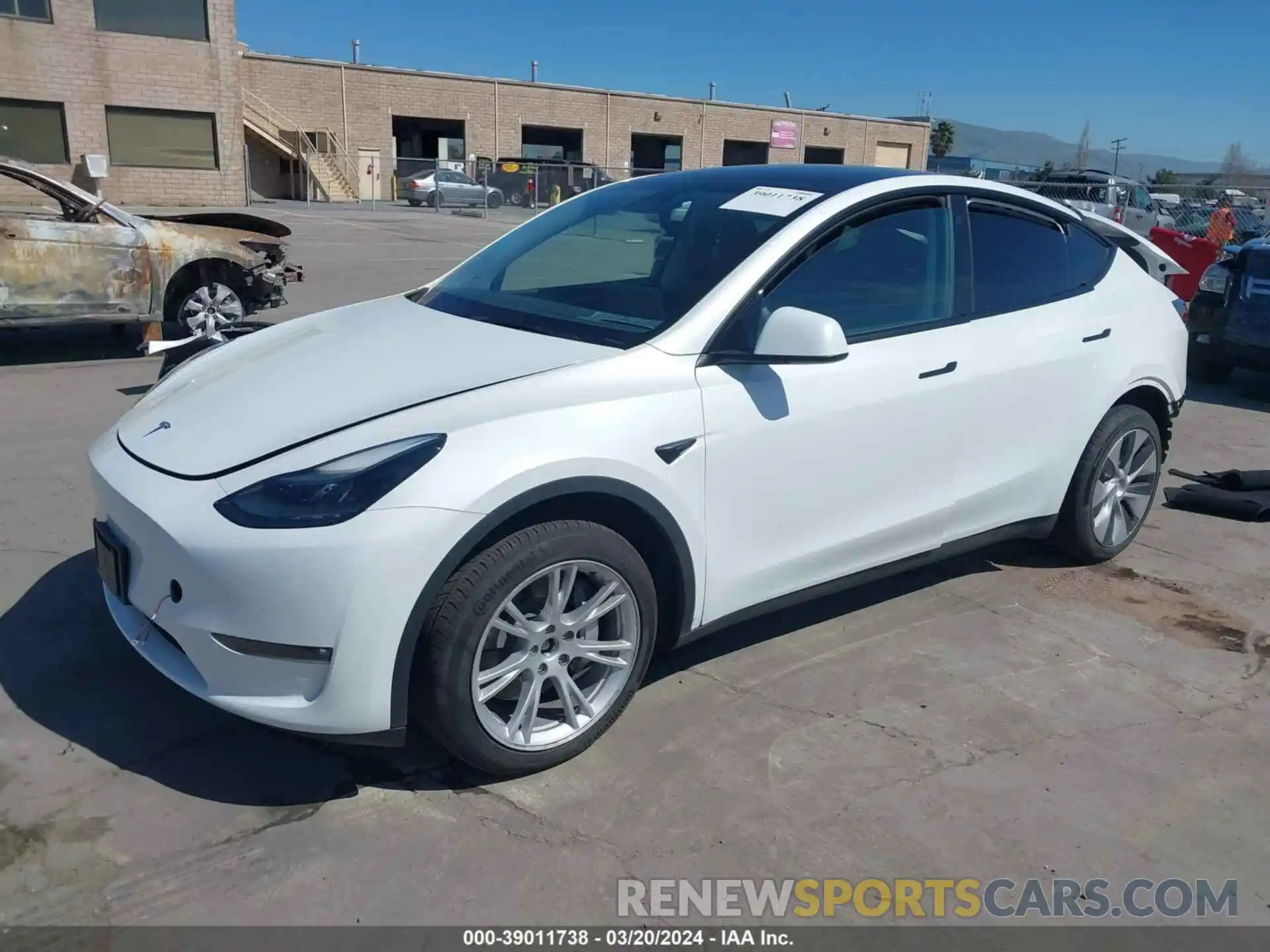 2 Фотография поврежденного автомобиля 7SAYGDEEXPF683379 TESLA MODEL Y 2023