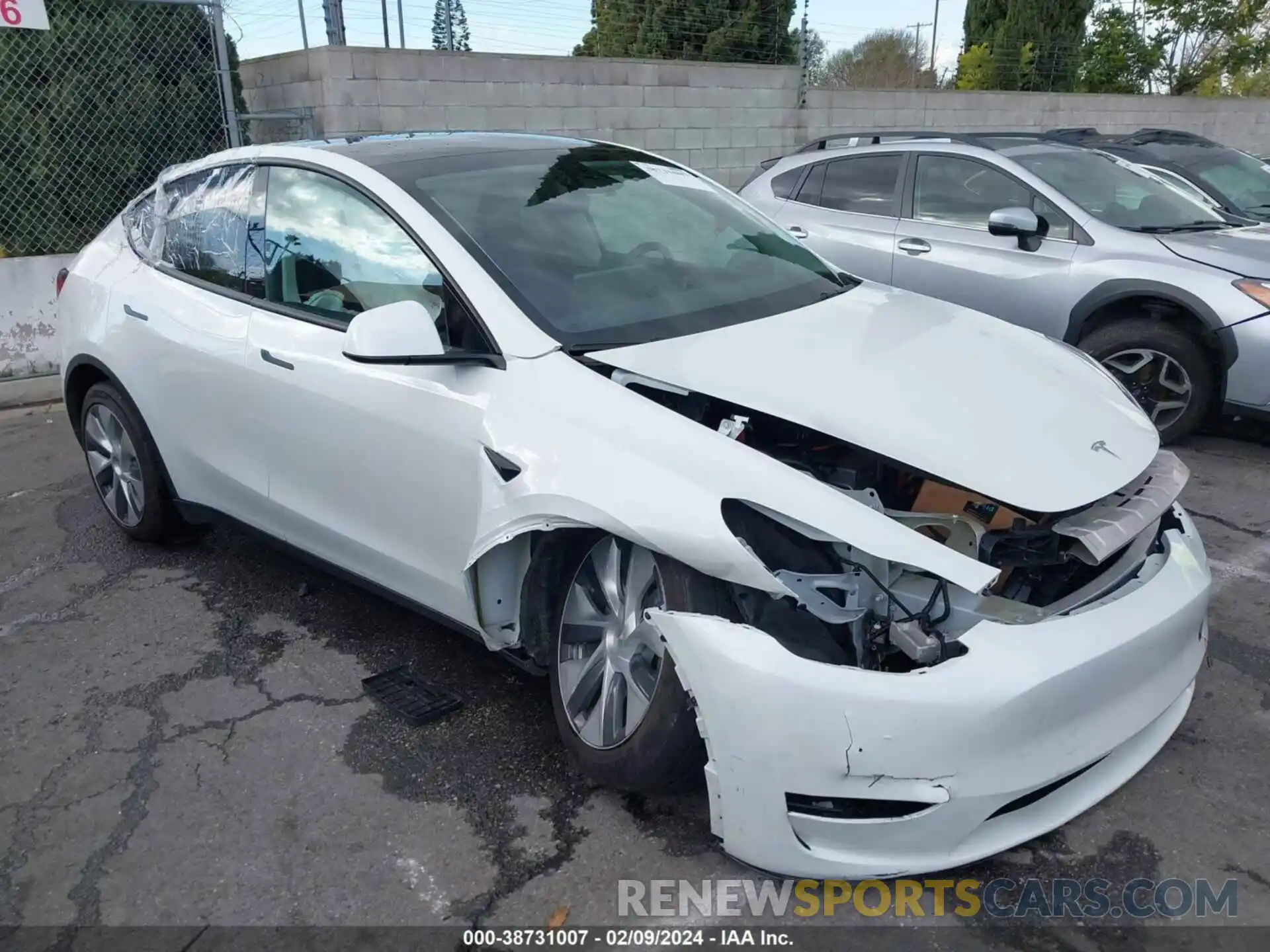 1 Photograph of a damaged car 7SAYGDEEXPF844278 TESLA MODEL Y 2023