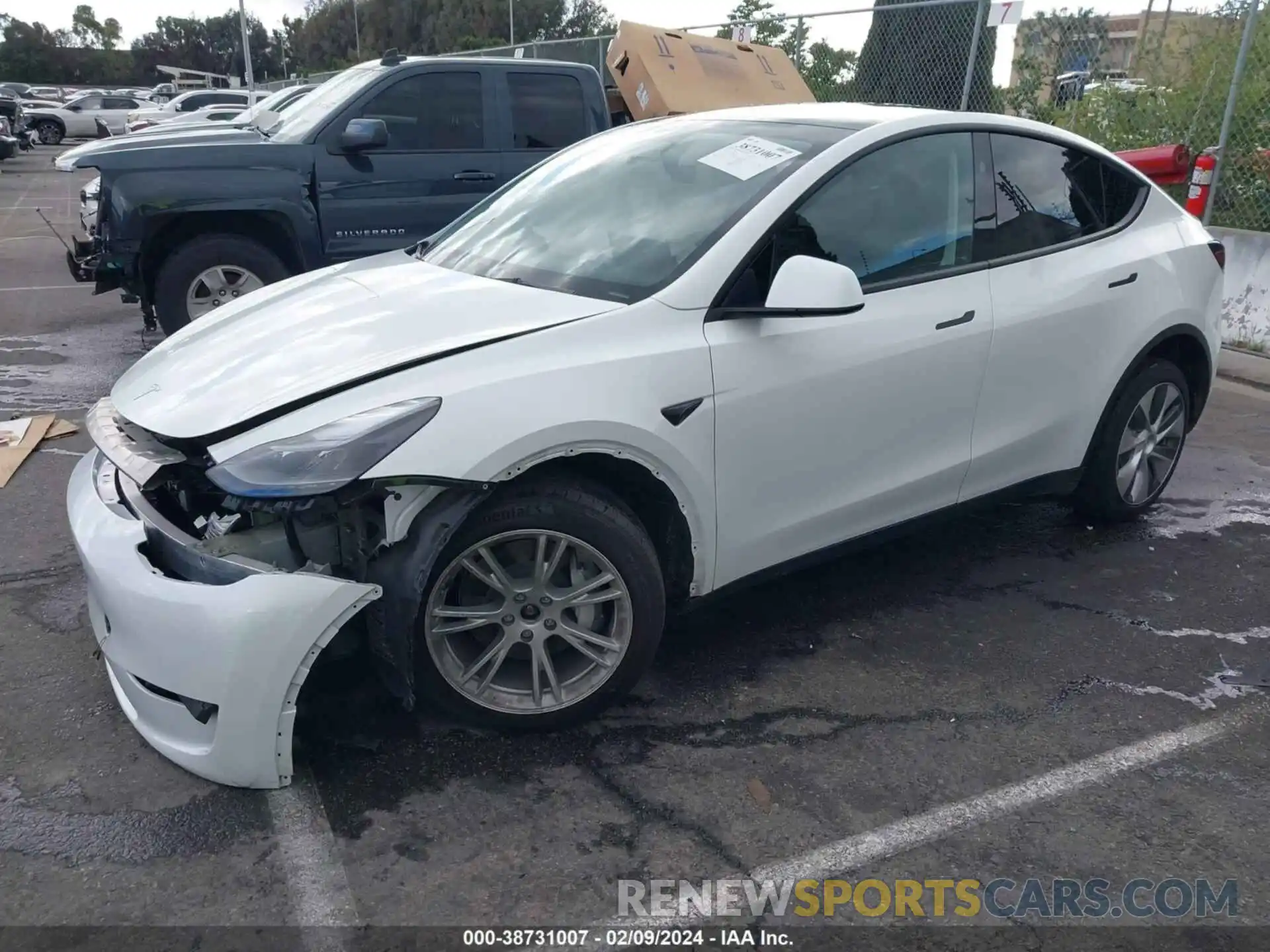 2 Photograph of a damaged car 7SAYGDEEXPF844278 TESLA MODEL Y 2023