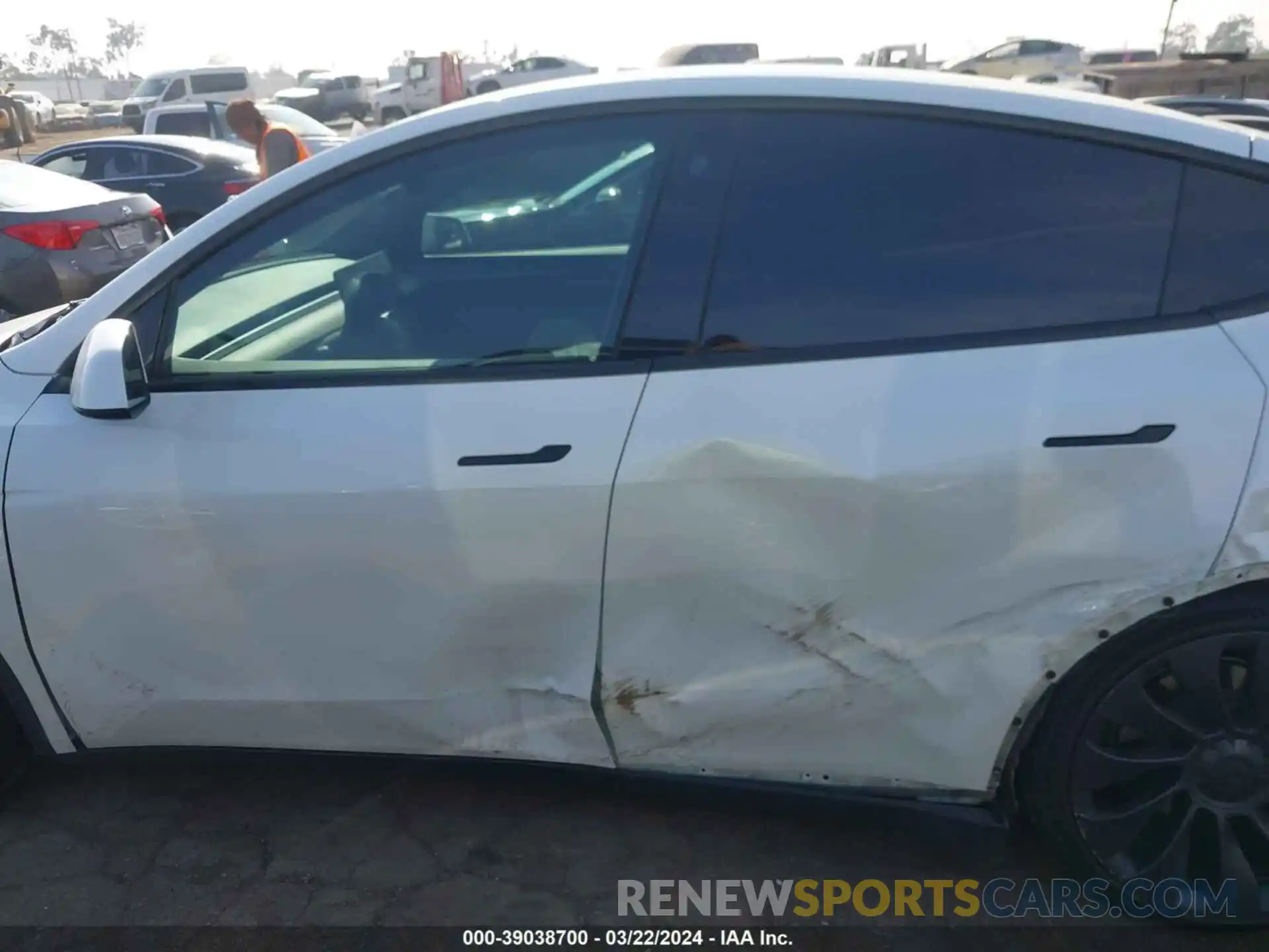 14 Photograph of a damaged car 7SAYGDEF0PF739757 TESLA MODEL Y 2023