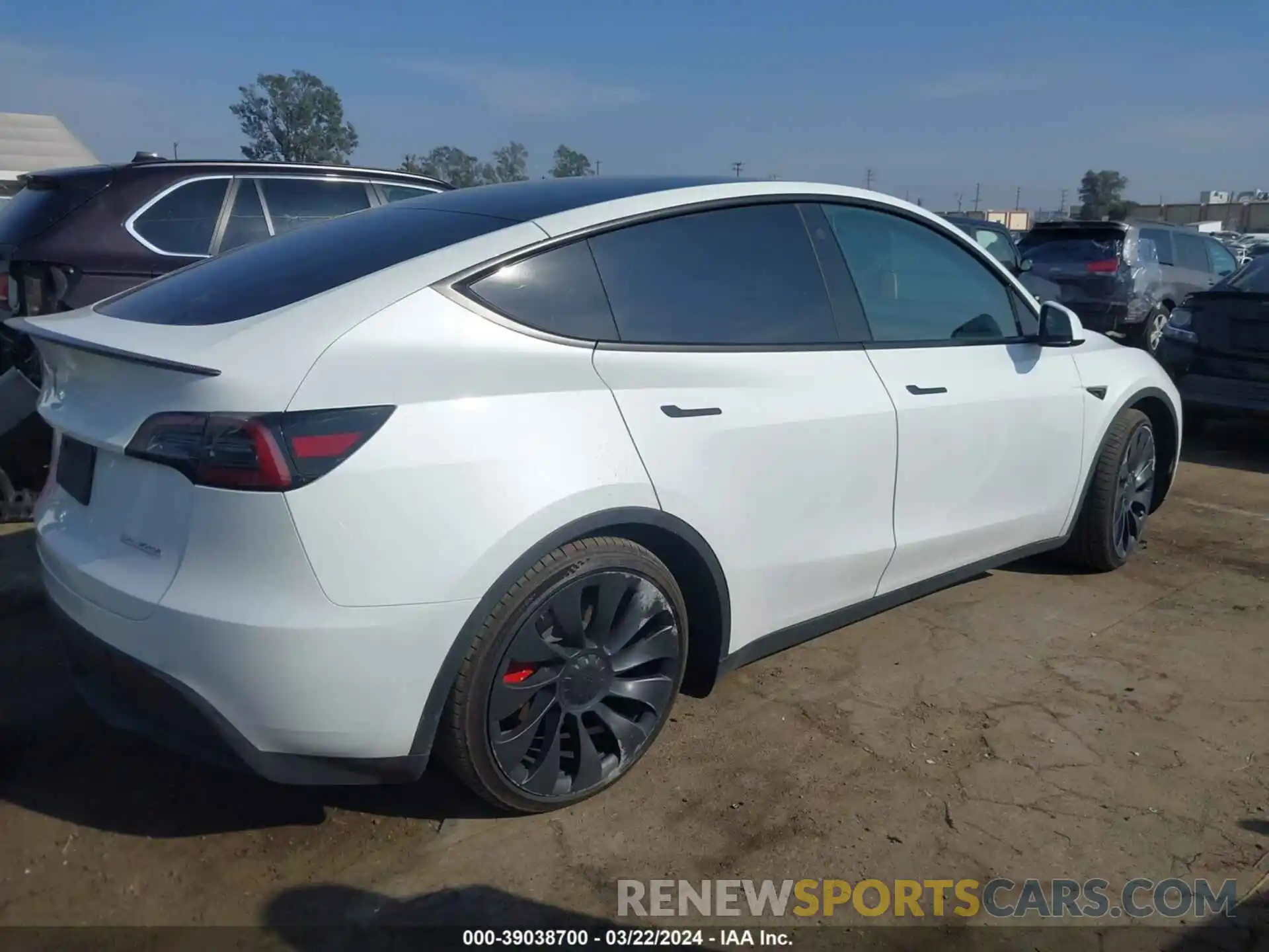 4 Фотография поврежденного автомобиля 7SAYGDEF0PF739757 TESLA MODEL Y 2023