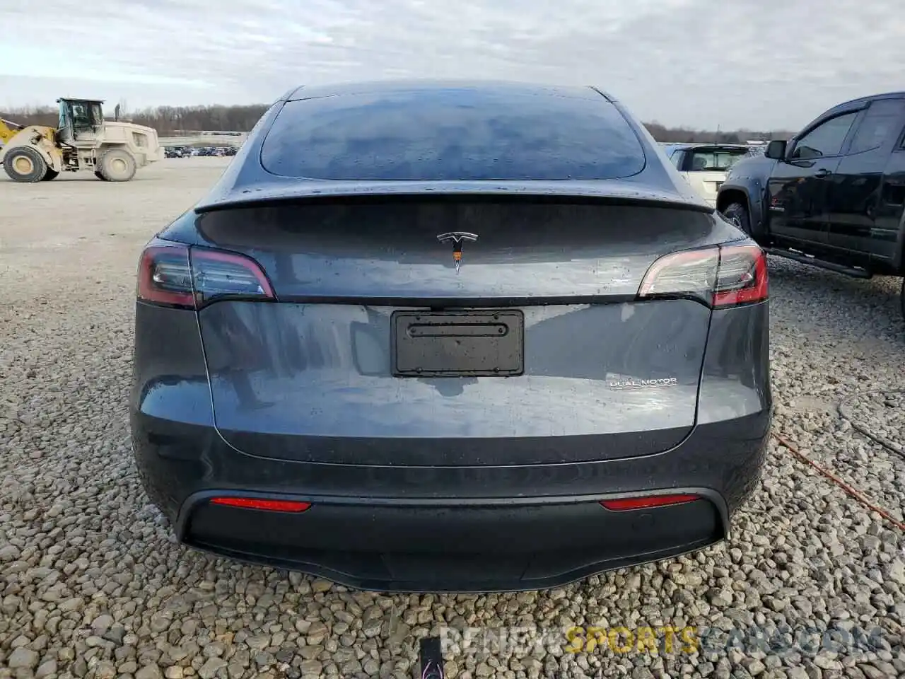 6 Photograph of a damaged car 7SAYGDEF3PF965422 TESLA MODEL Y 2023