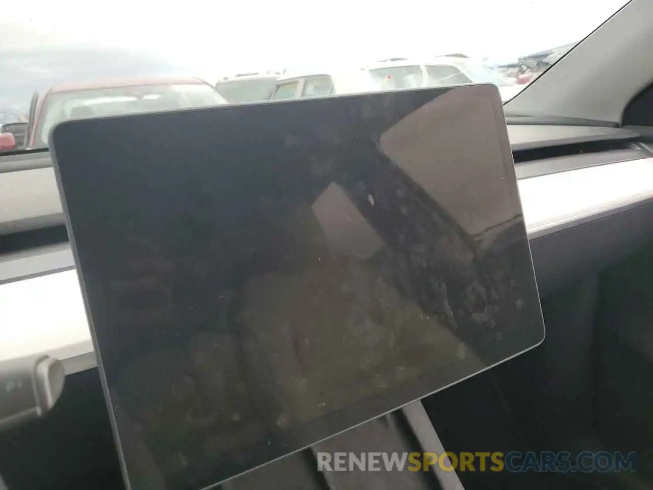 9 Photograph of a damaged car 7SAYGDEF4PF620528 TESLA MODEL Y 2023