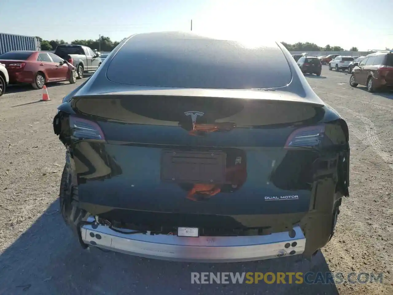 6 Photograph of a damaged car 7SAYGDEF4PF856385 TESLA MODEL Y 2023