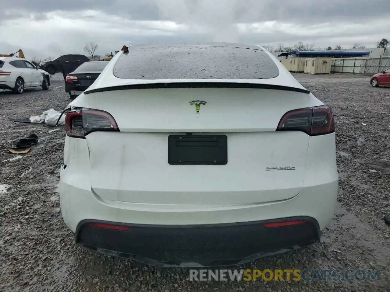 6 Photograph of a damaged car 7SAYGDEF5PF958617 TESLA MODEL Y 2023