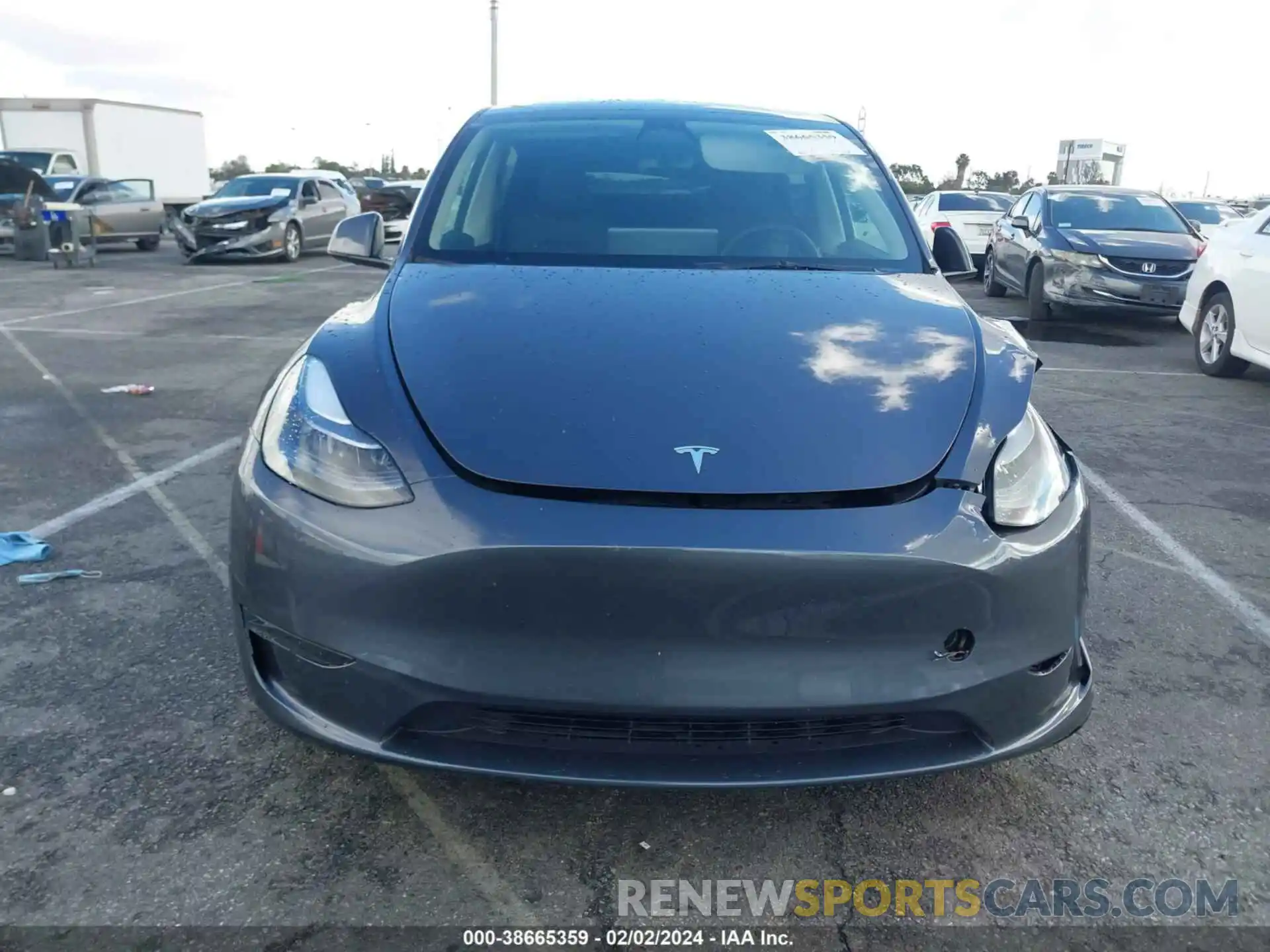 13 Photograph of a damaged car 7SAYGDEF6PF696784 TESLA MODEL Y 2023