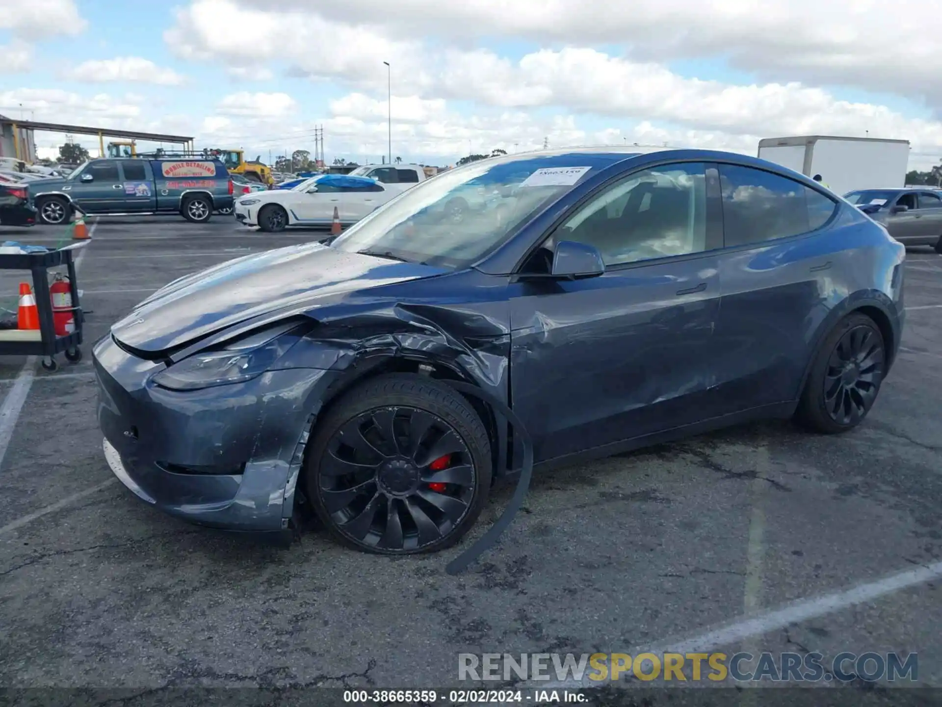 15 Photograph of a damaged car 7SAYGDEF6PF696784 TESLA MODEL Y 2023