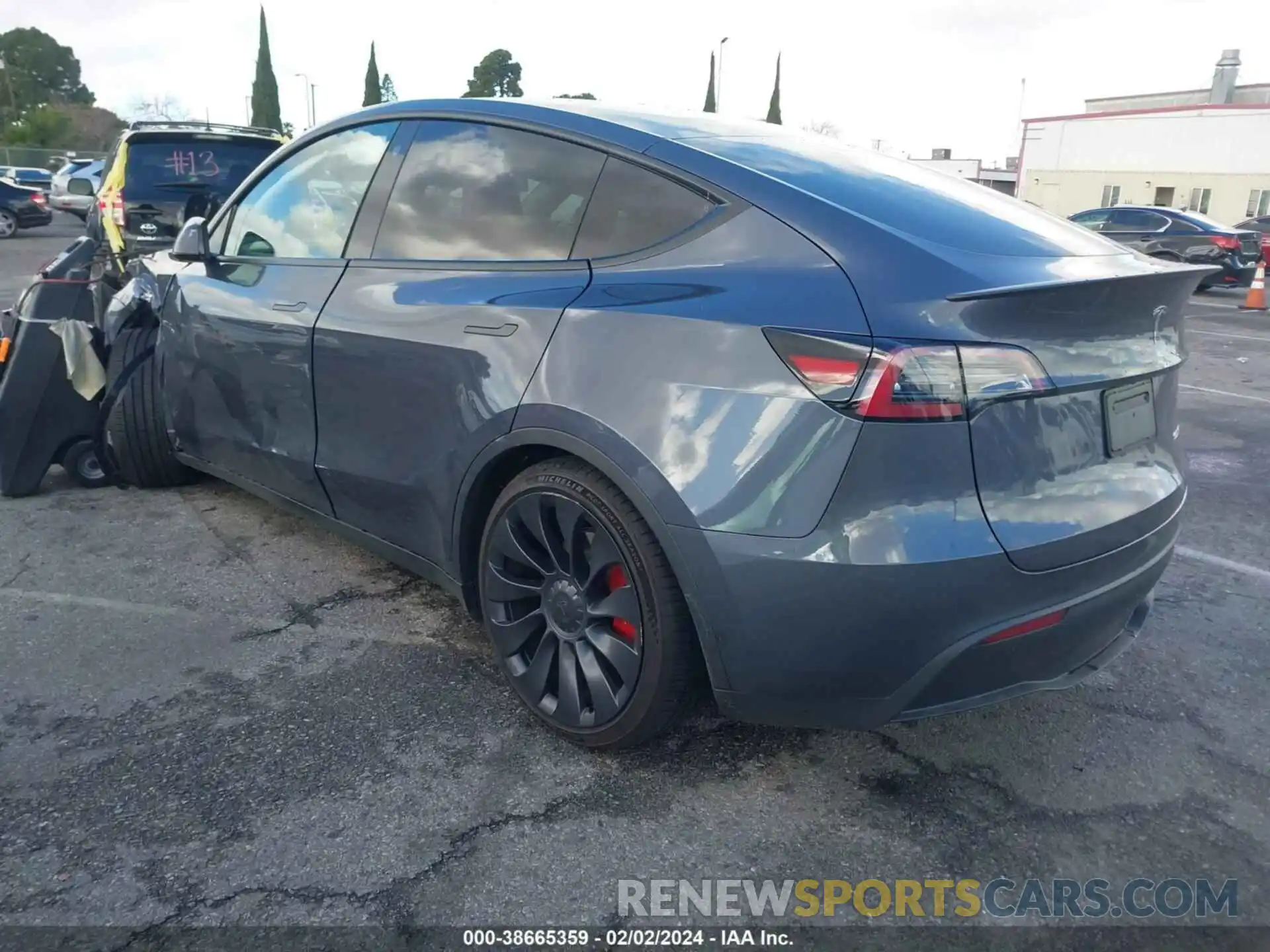 3 Photograph of a damaged car 7SAYGDEF6PF696784 TESLA MODEL Y 2023