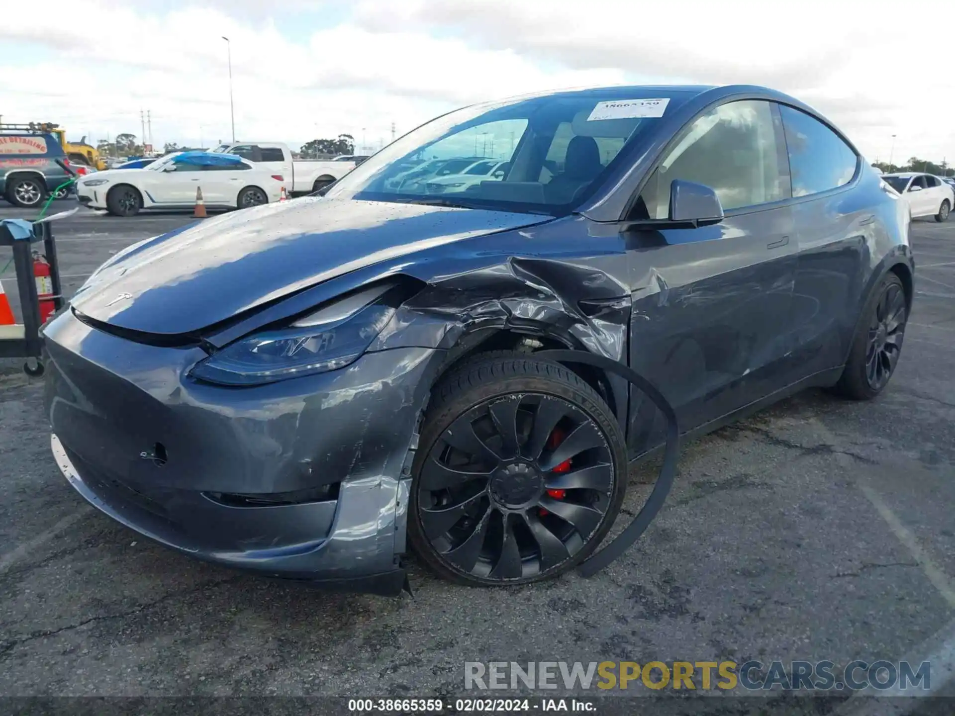 6 Photograph of a damaged car 7SAYGDEF6PF696784 TESLA MODEL Y 2023