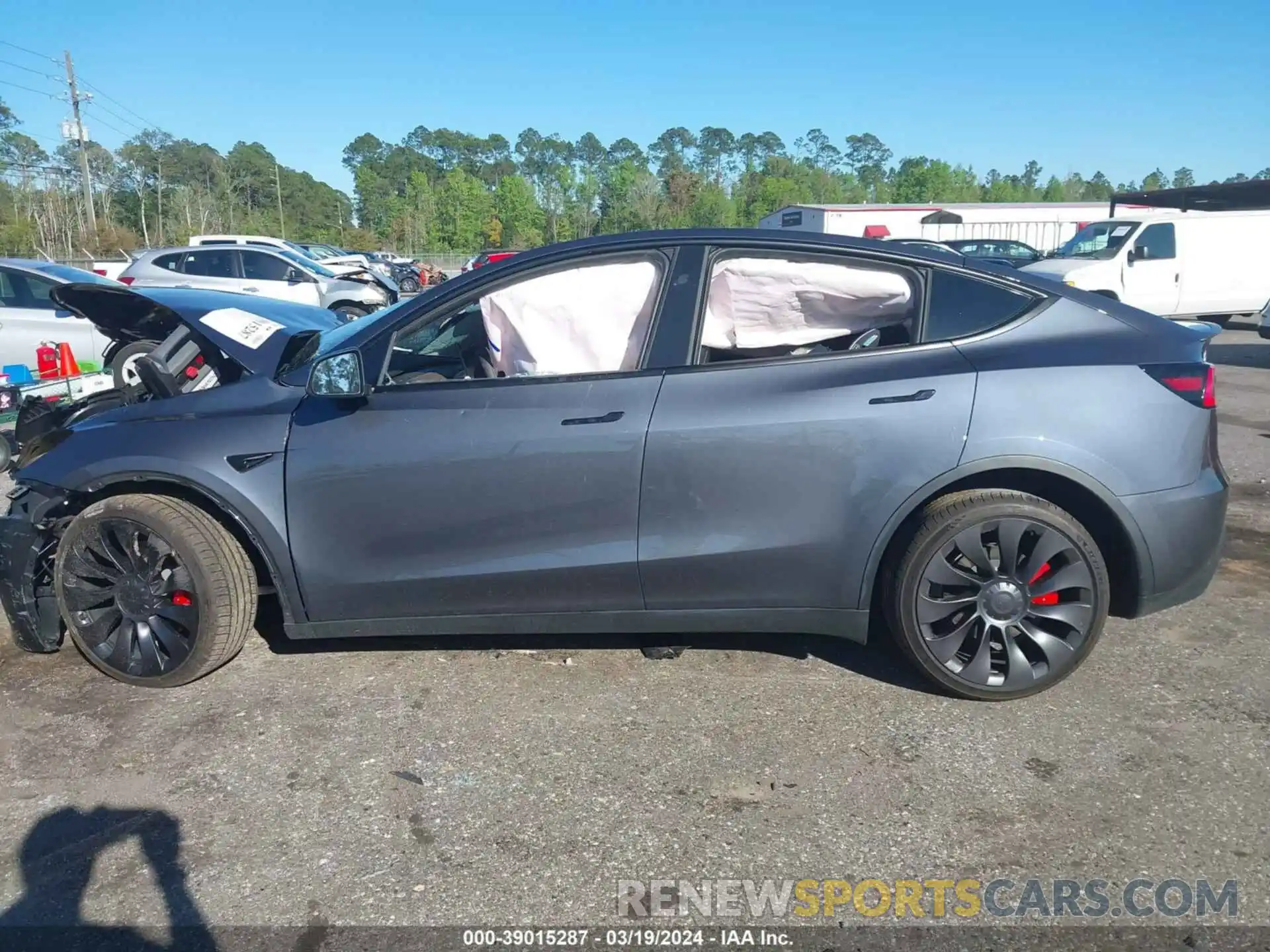 13 Photograph of a damaged car 7SAYGDEF6PF789949 TESLA MODEL Y 2023