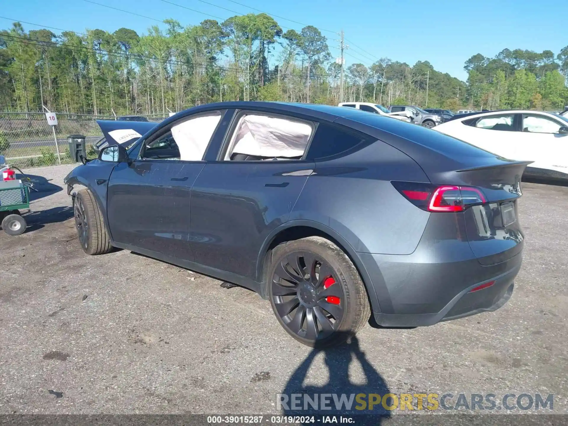 3 Photograph of a damaged car 7SAYGDEF6PF789949 TESLA MODEL Y 2023