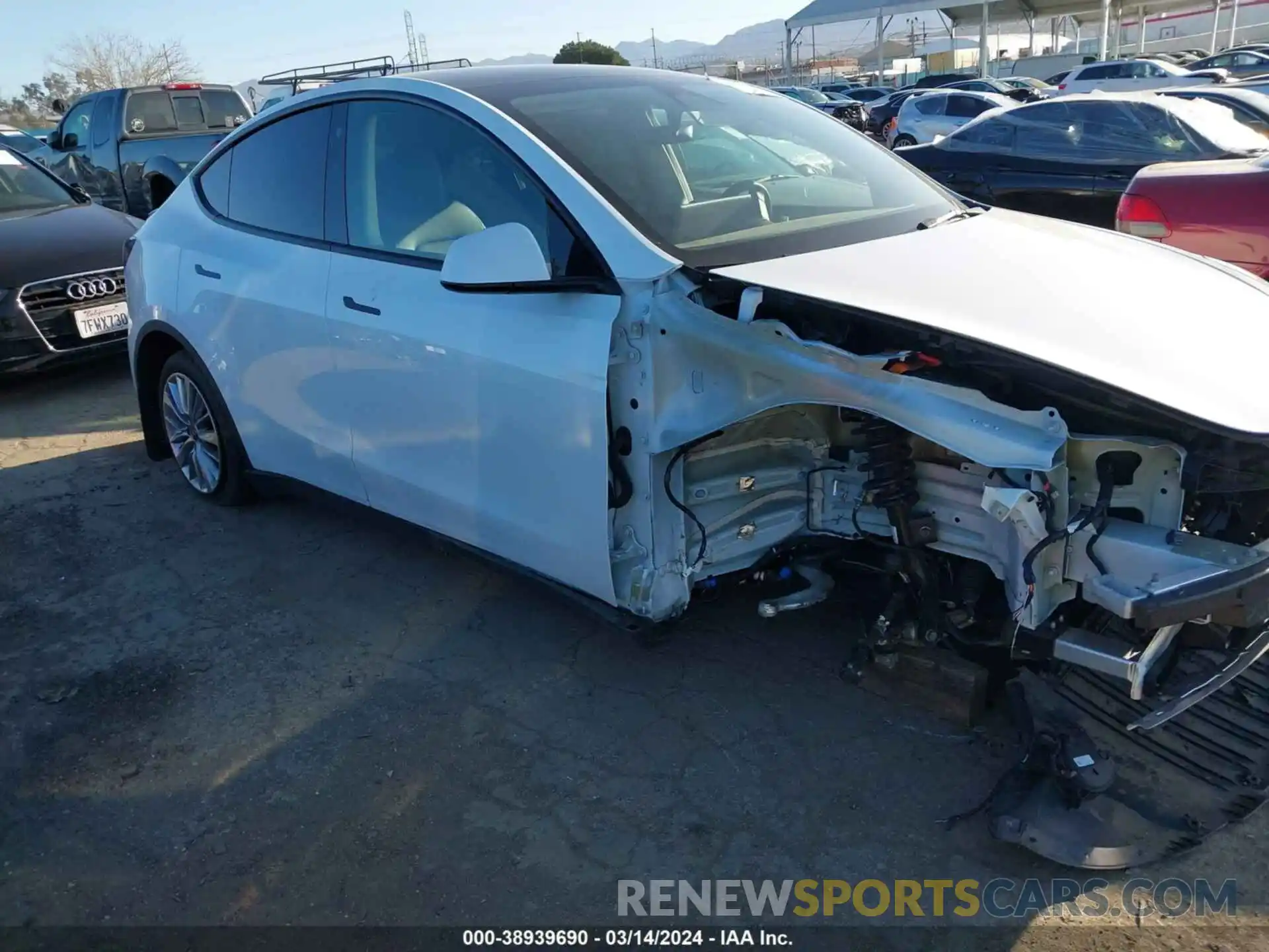 1 Photograph of a damaged car 7SAYGDEF7PF695160 TESLA MODEL Y 2023