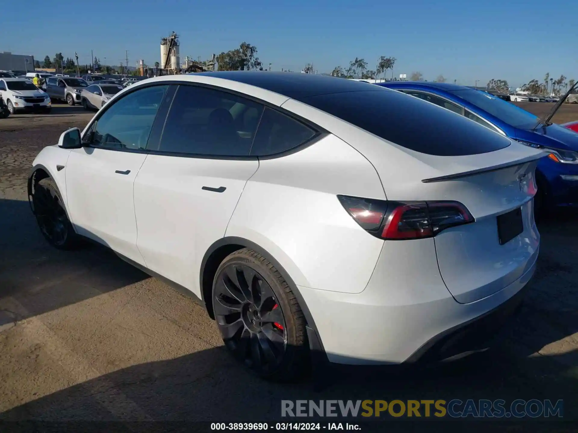 3 Photograph of a damaged car 7SAYGDEF7PF695160 TESLA MODEL Y 2023