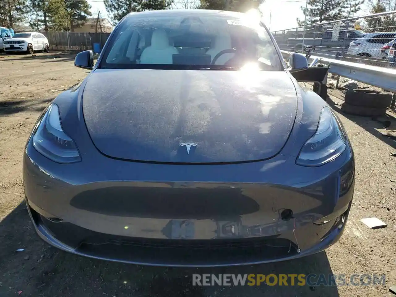 5 Photograph of a damaged car 7SAYGDEF7PF916966 TESLA MODEL Y 2023